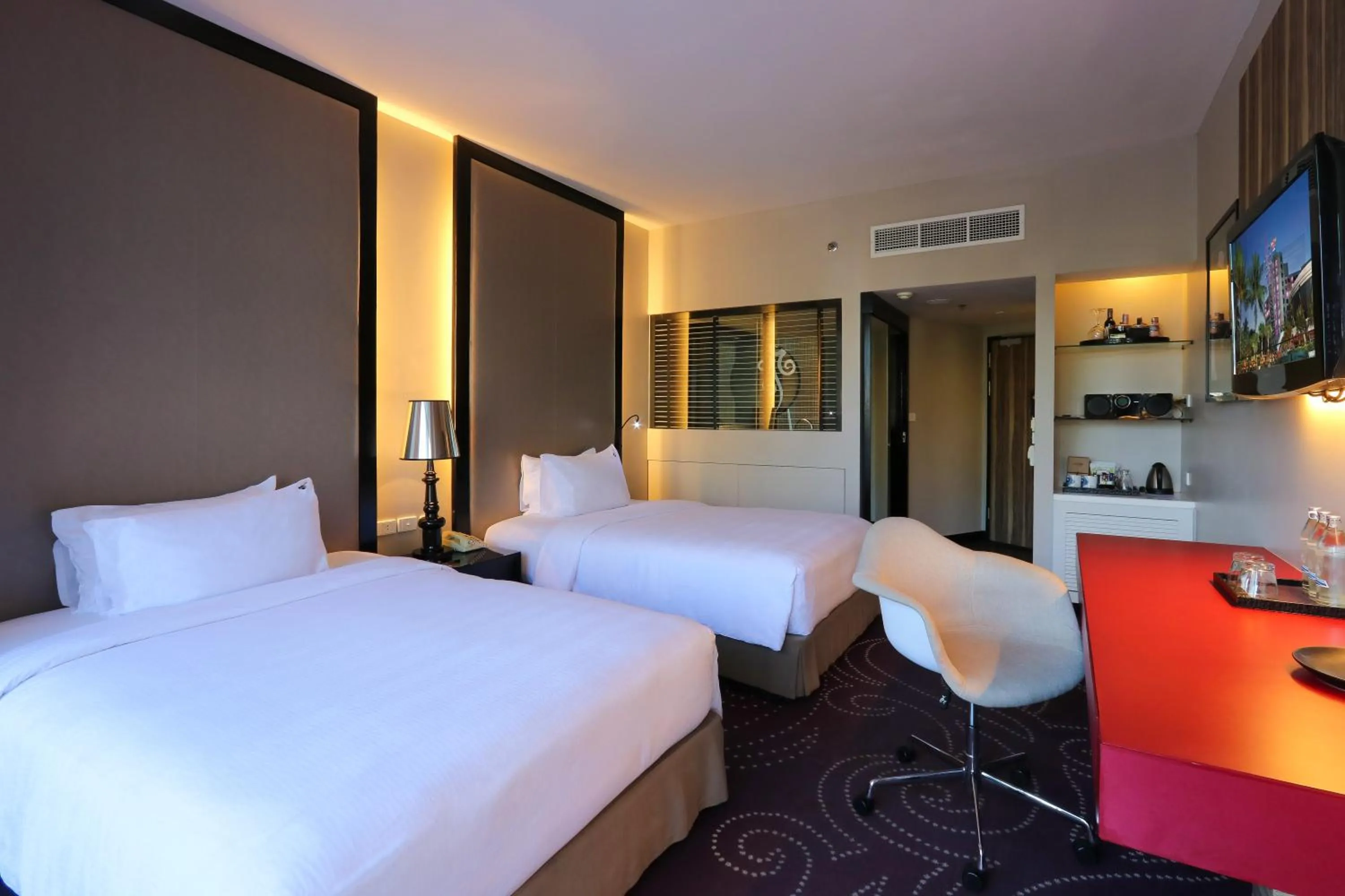 Bedroom, Bed in Hard Rock Hotel Pattaya