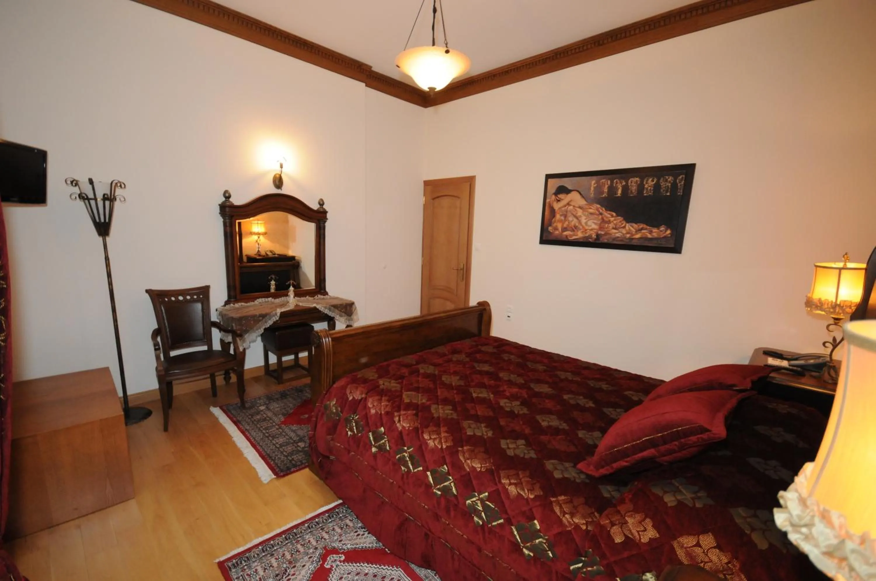 Bed in Margit Suites Hotel