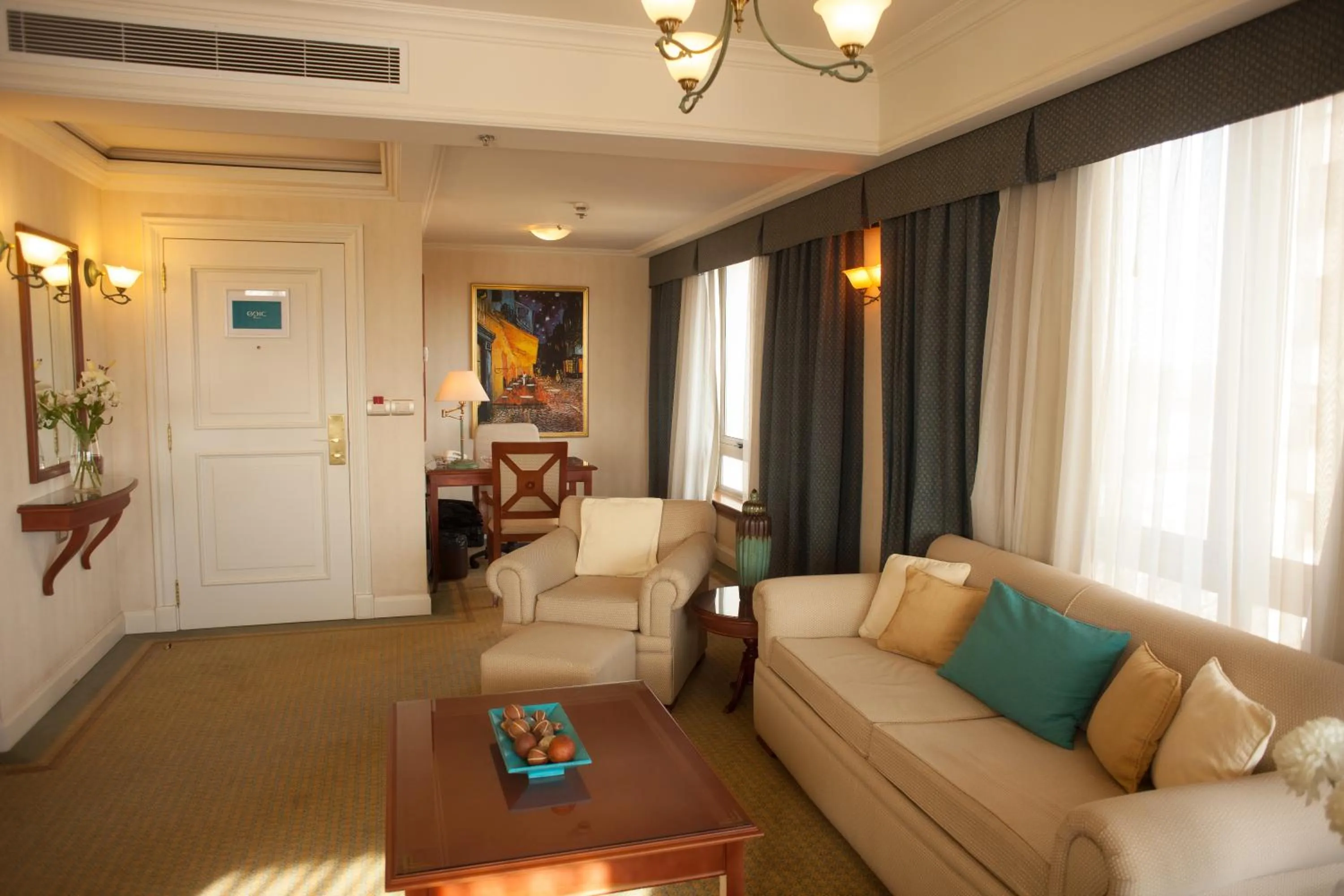 Photo of the whole room in Epic Hotel Villa Mercedes