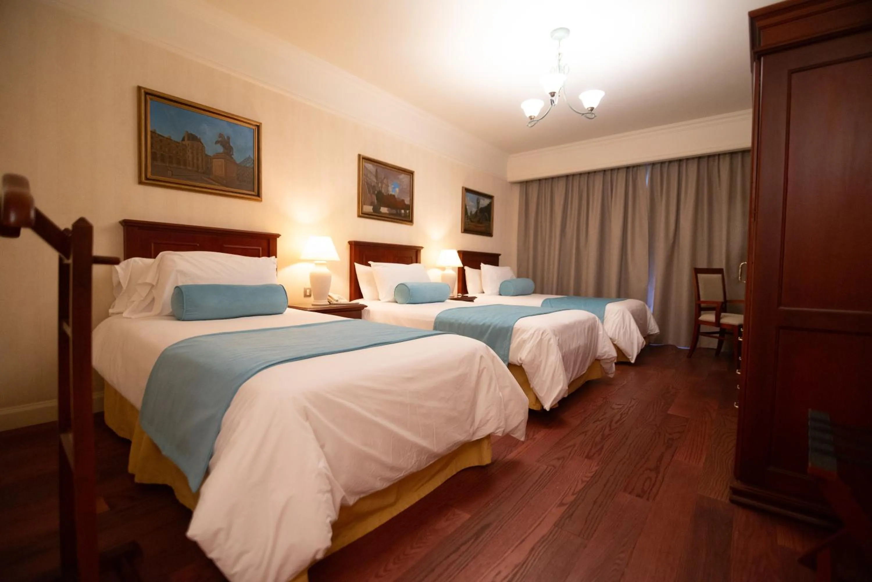 Bed in Epic Hotel Villa Mercedes