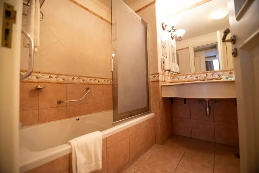 Epic Hotel Villa Mercedes