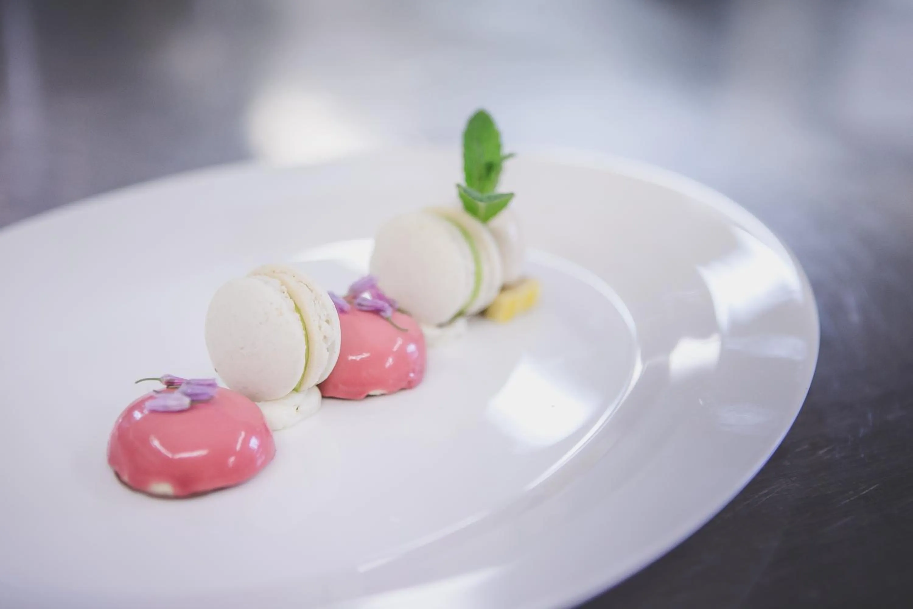 Restaurant/places to eat in Hotel Fameli