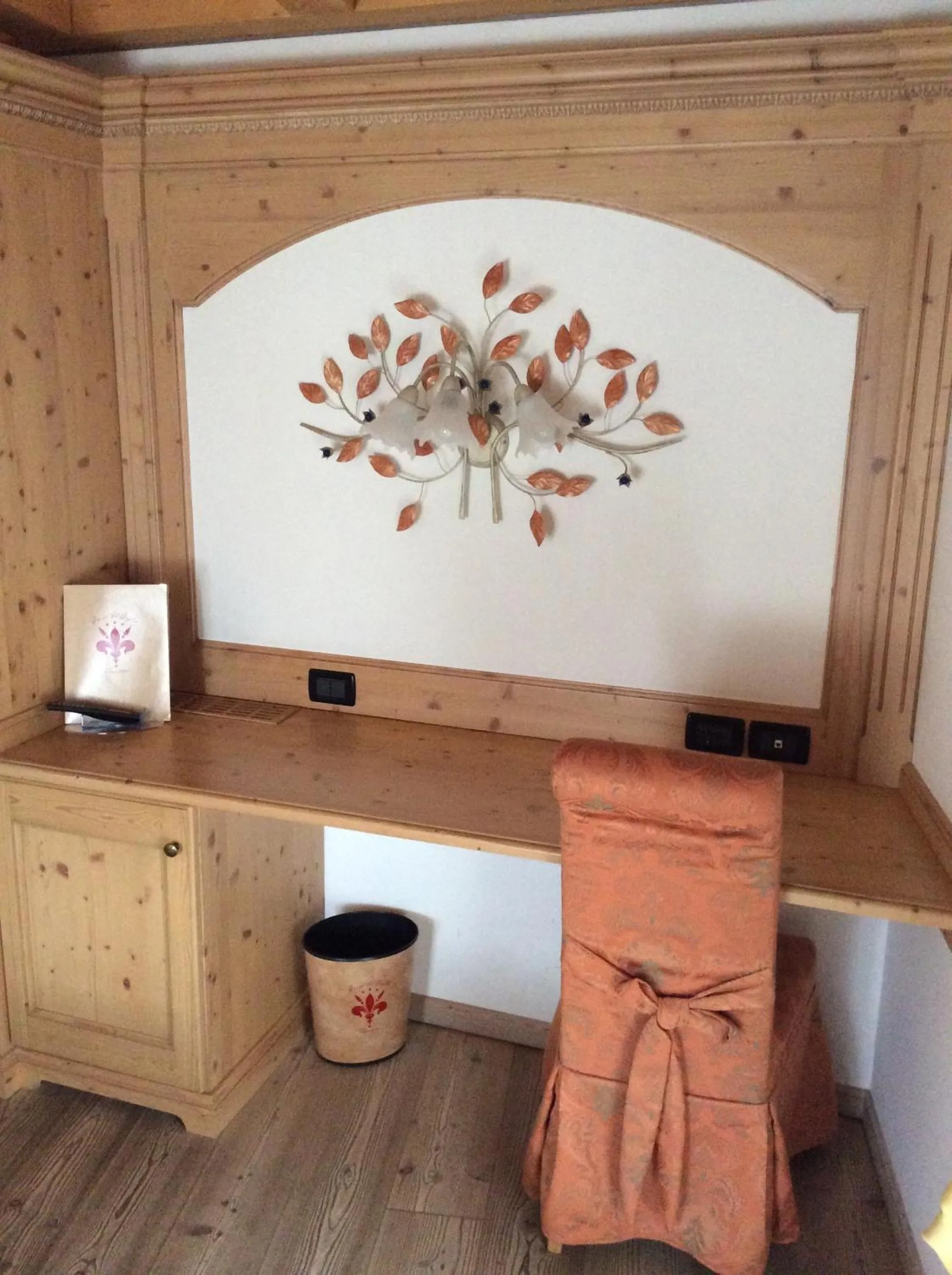 Decorative detail in Residence Garnì Il Giglio