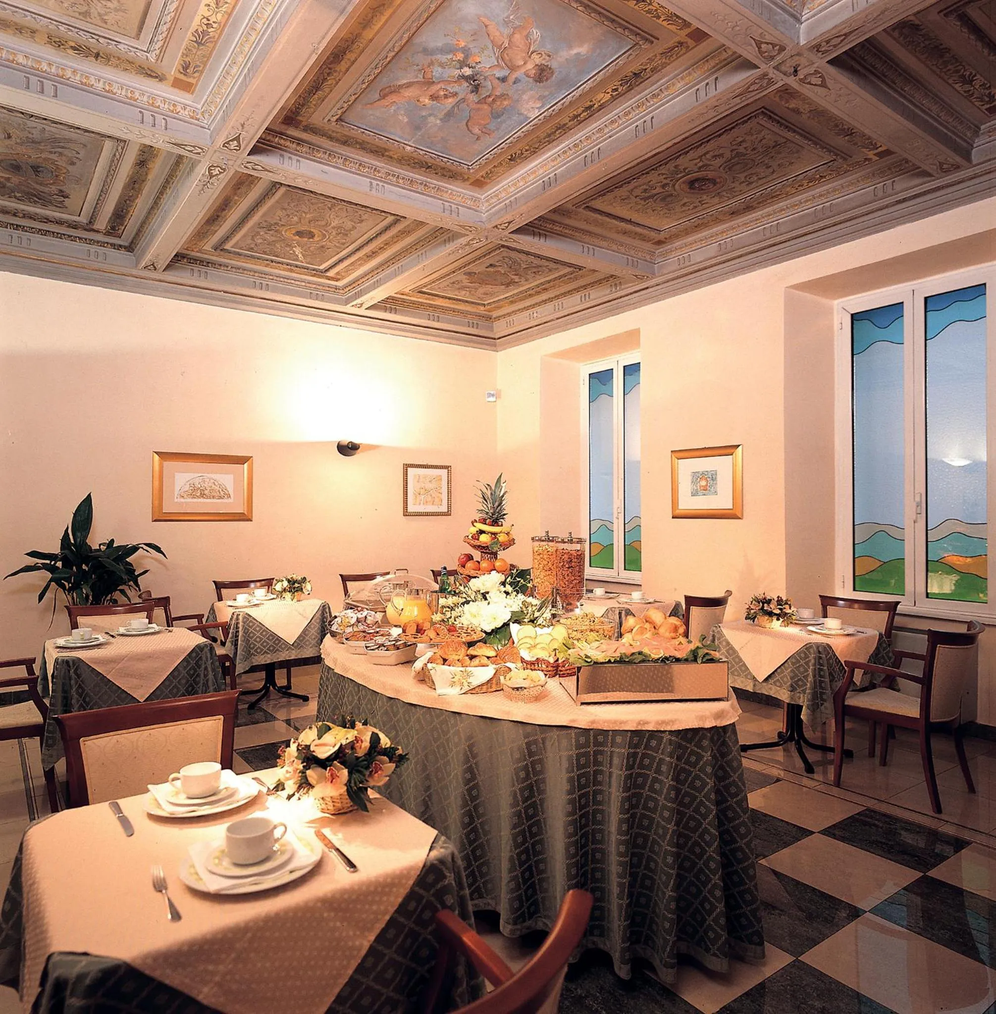 Restaurant/places to eat in Hotel Aberdeen