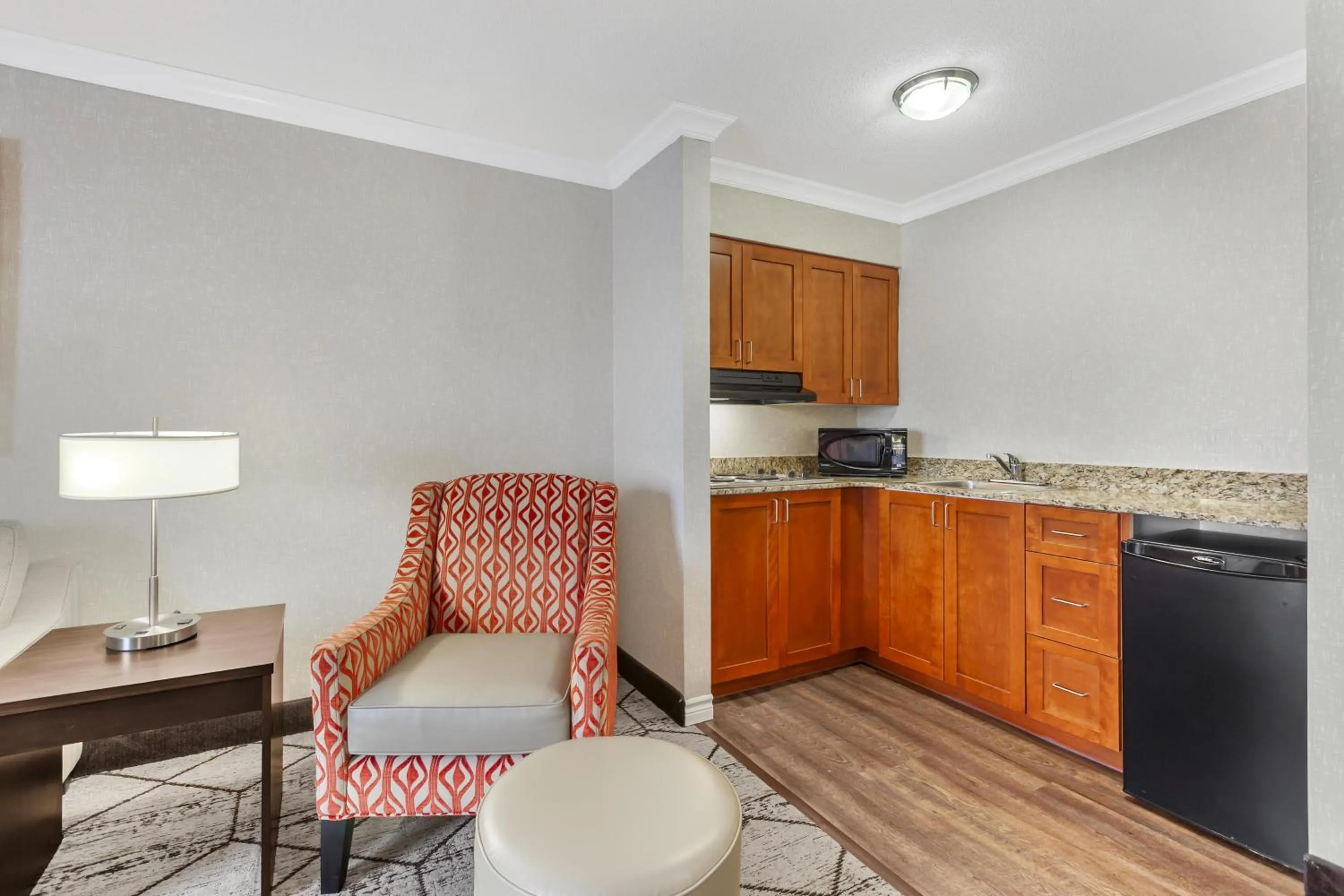 Bedroom in Best Western Plus Rose City Suites