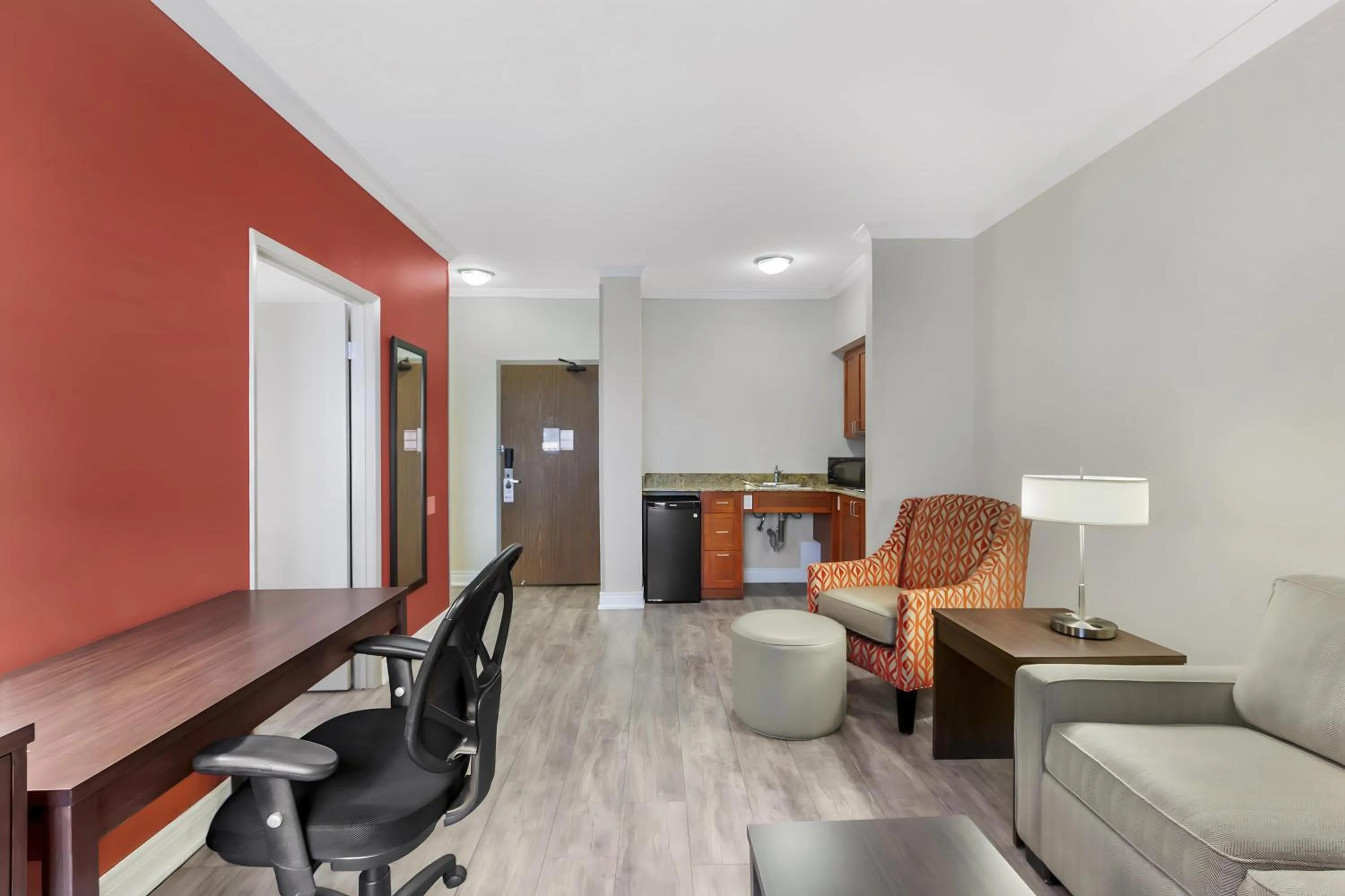 Bedroom in Best Western Plus Rose City Suites