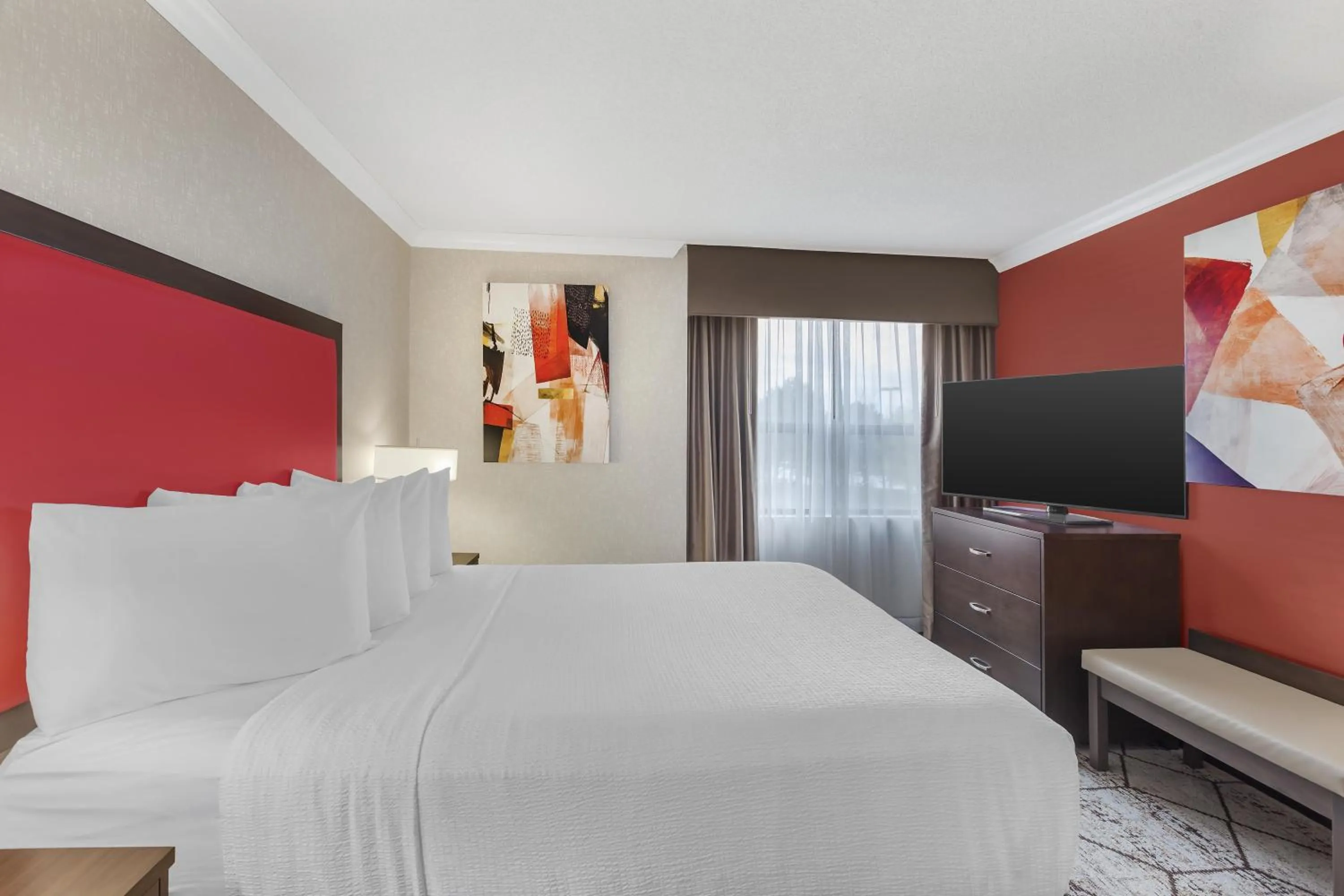 Bedroom, Bed in Best Western Plus Rose City Suites