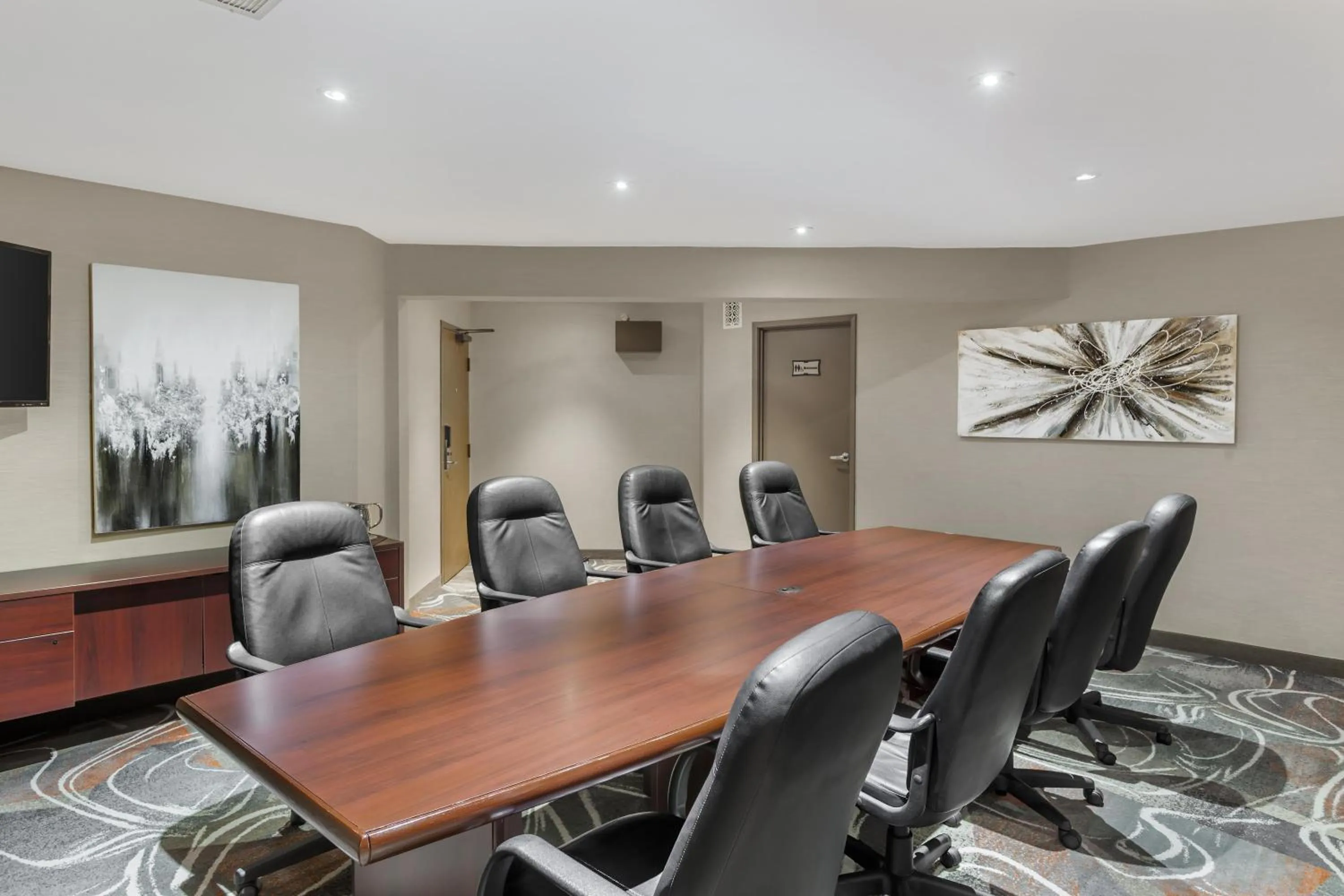 Meeting/conference room in Best Western Plus Rose City Suites