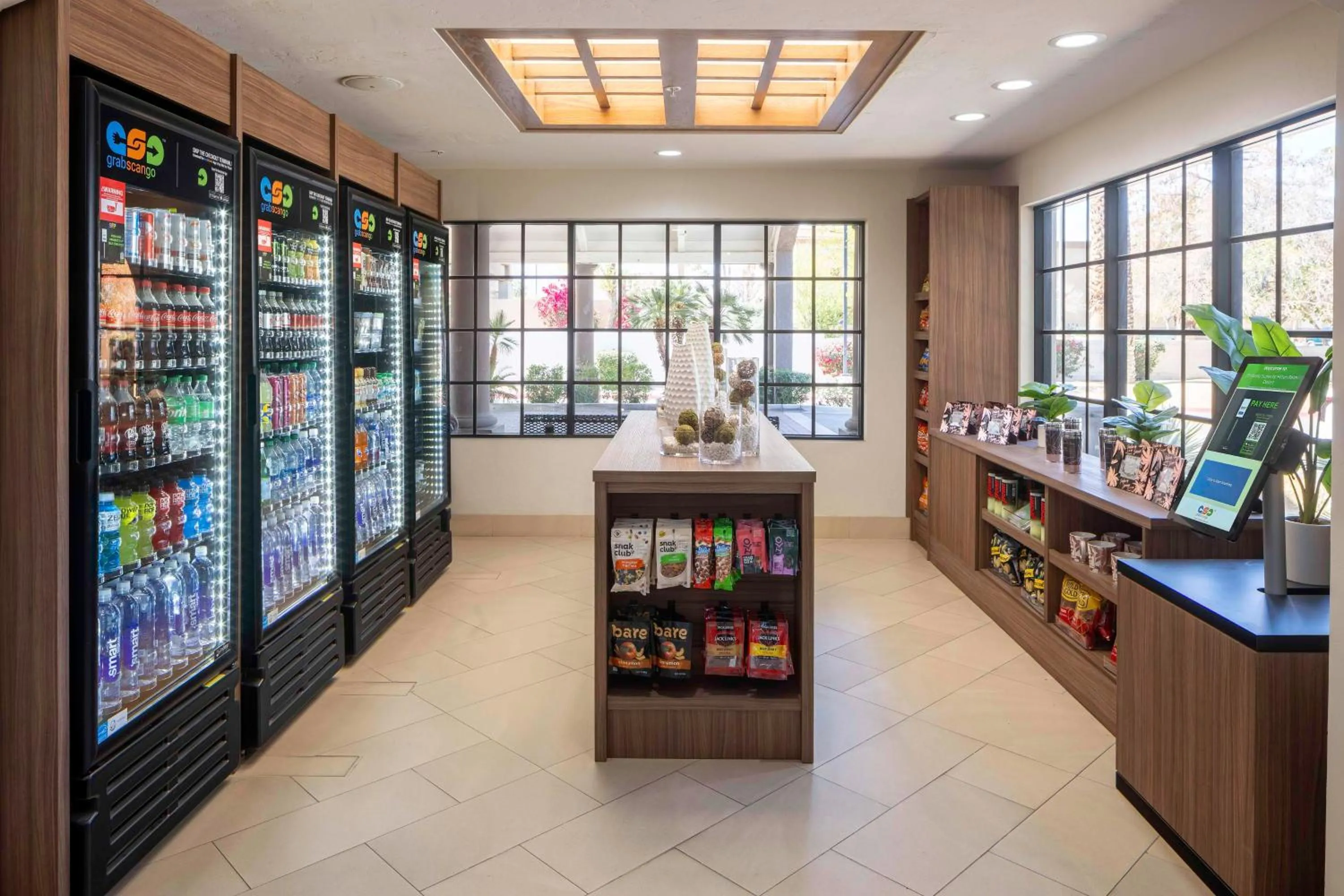 Restaurant/places to eat in Embassy Suites by Hilton Palm Desert