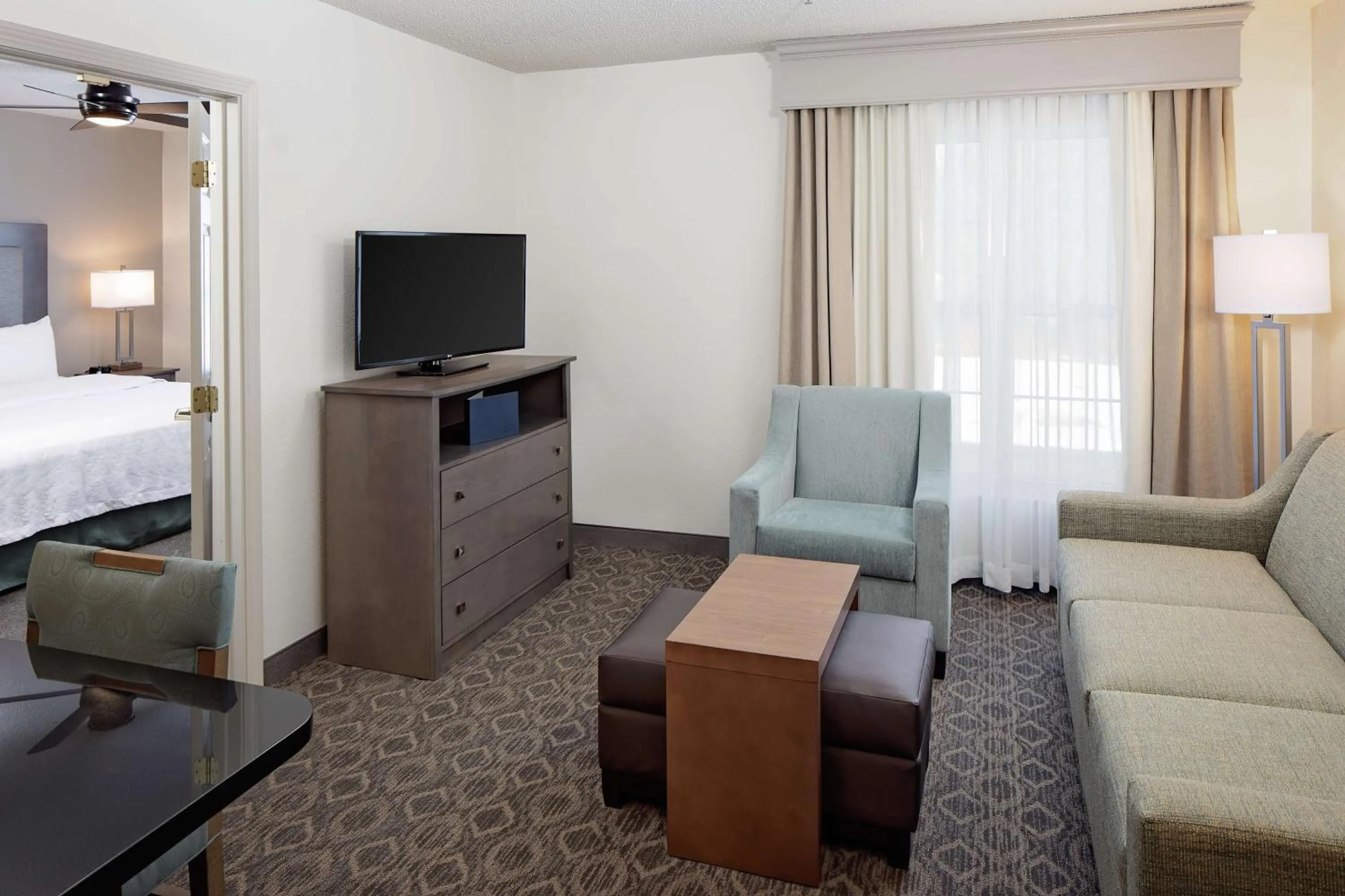 TV and multimedia, Bed in Homewood Suites by Hilton Hartford-Farmington