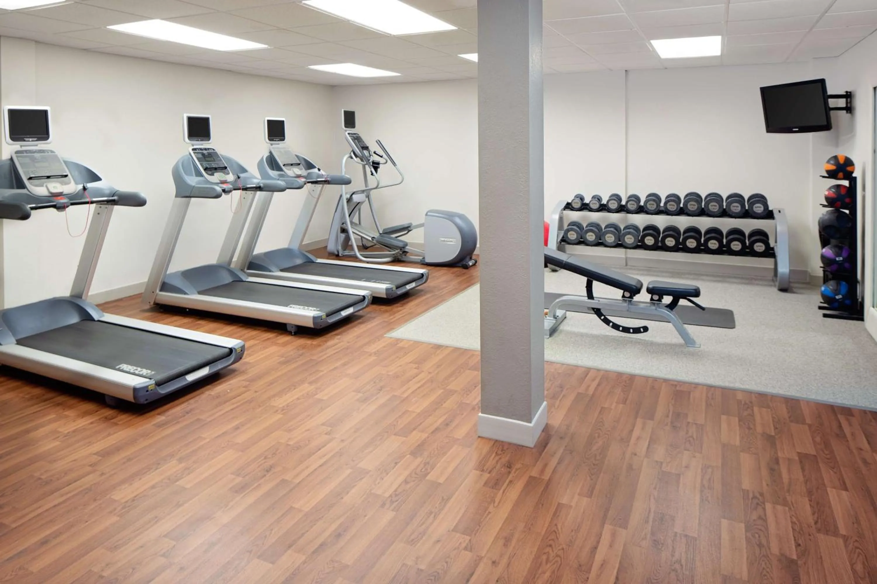 Fitness centre/facilities in Homewood Suites by Hilton Hartford-Farmington