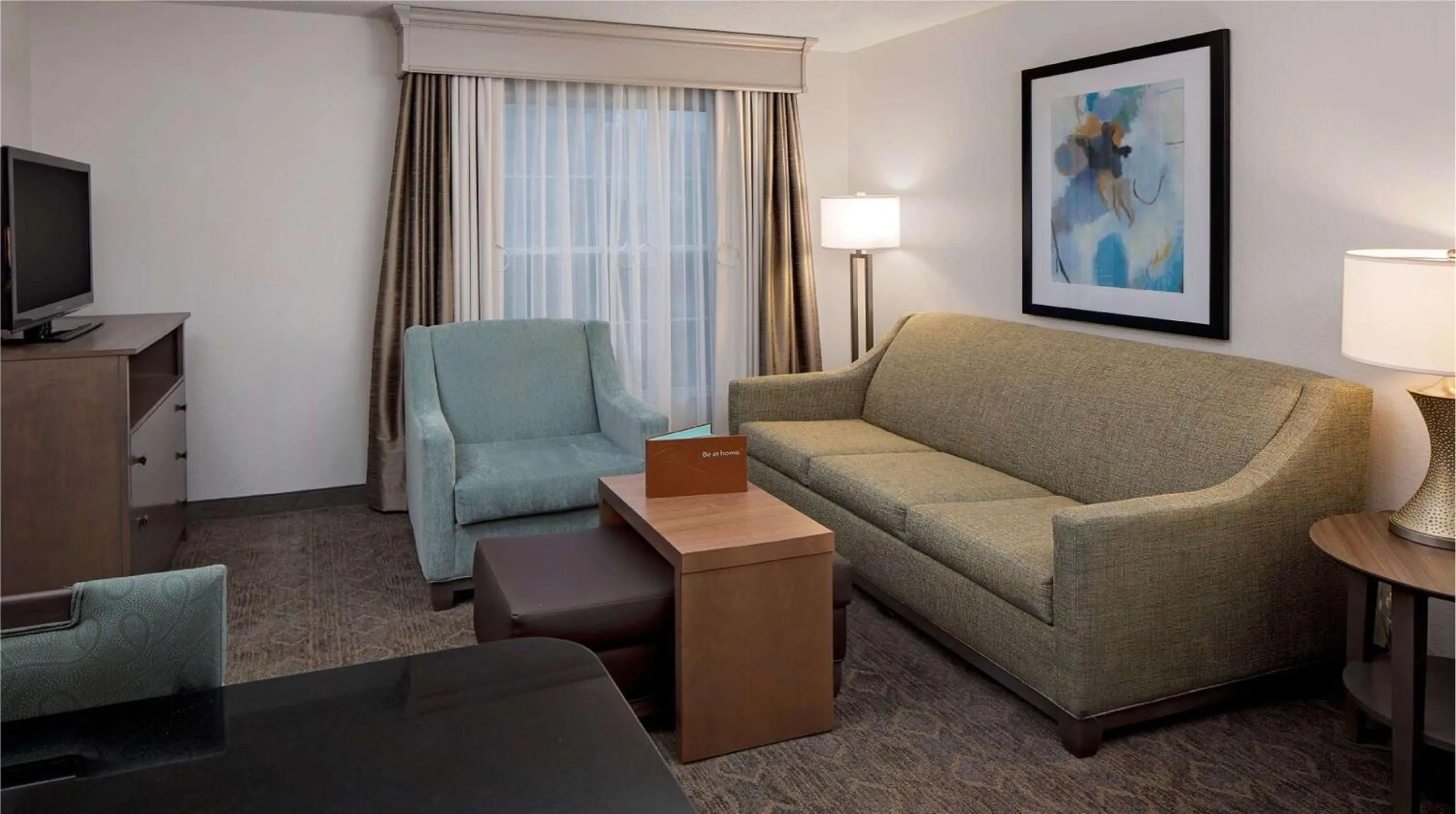 Living room in Homewood Suites by Hilton Hartford-Farmington