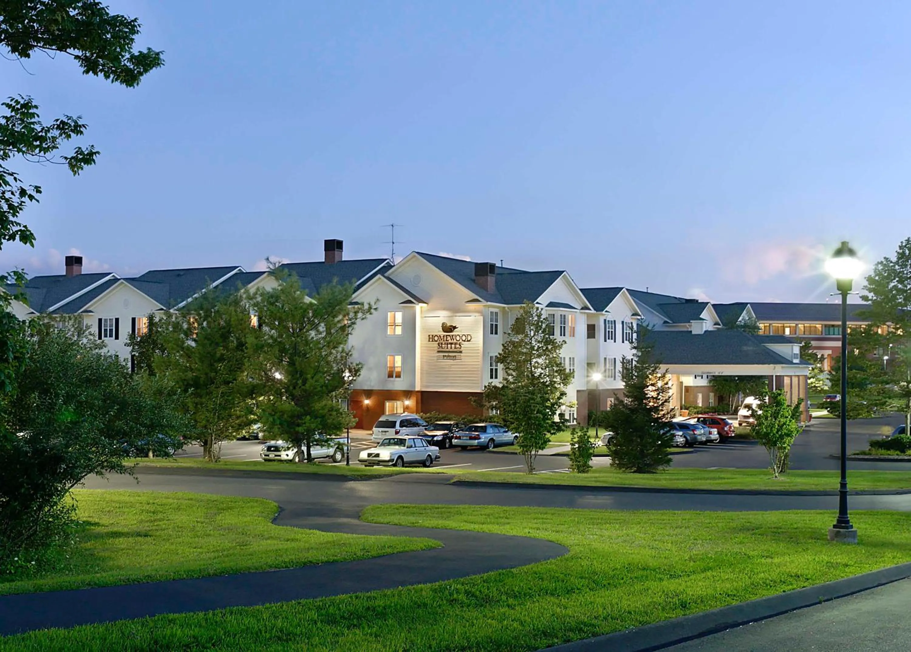 Property building in Homewood Suites by Hilton Hartford-Farmington