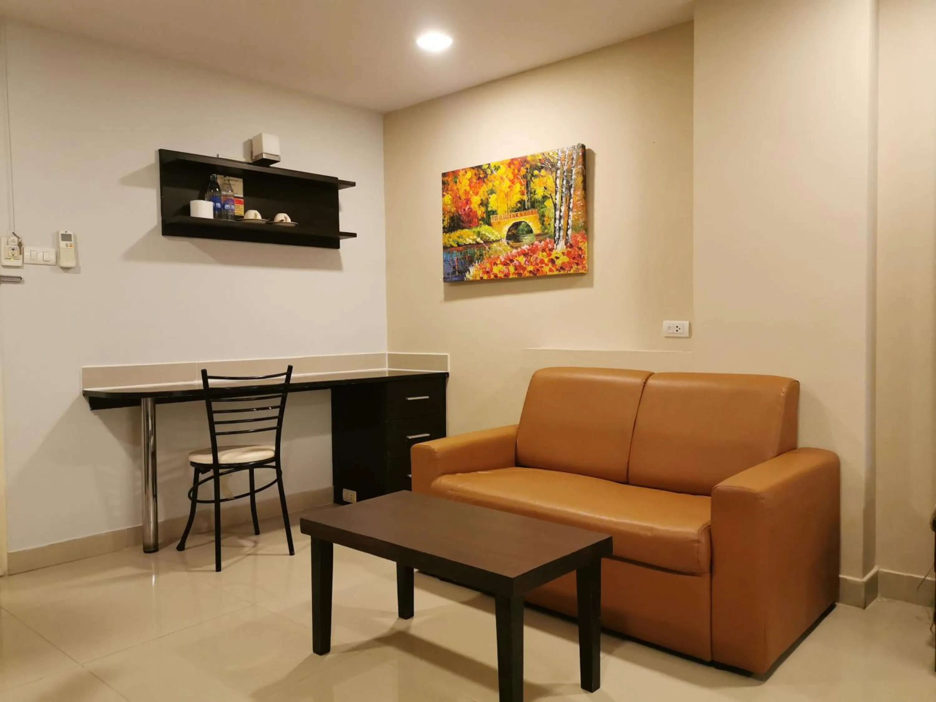 Photo of the whole room in Regent Suvarnabhumi Hotel