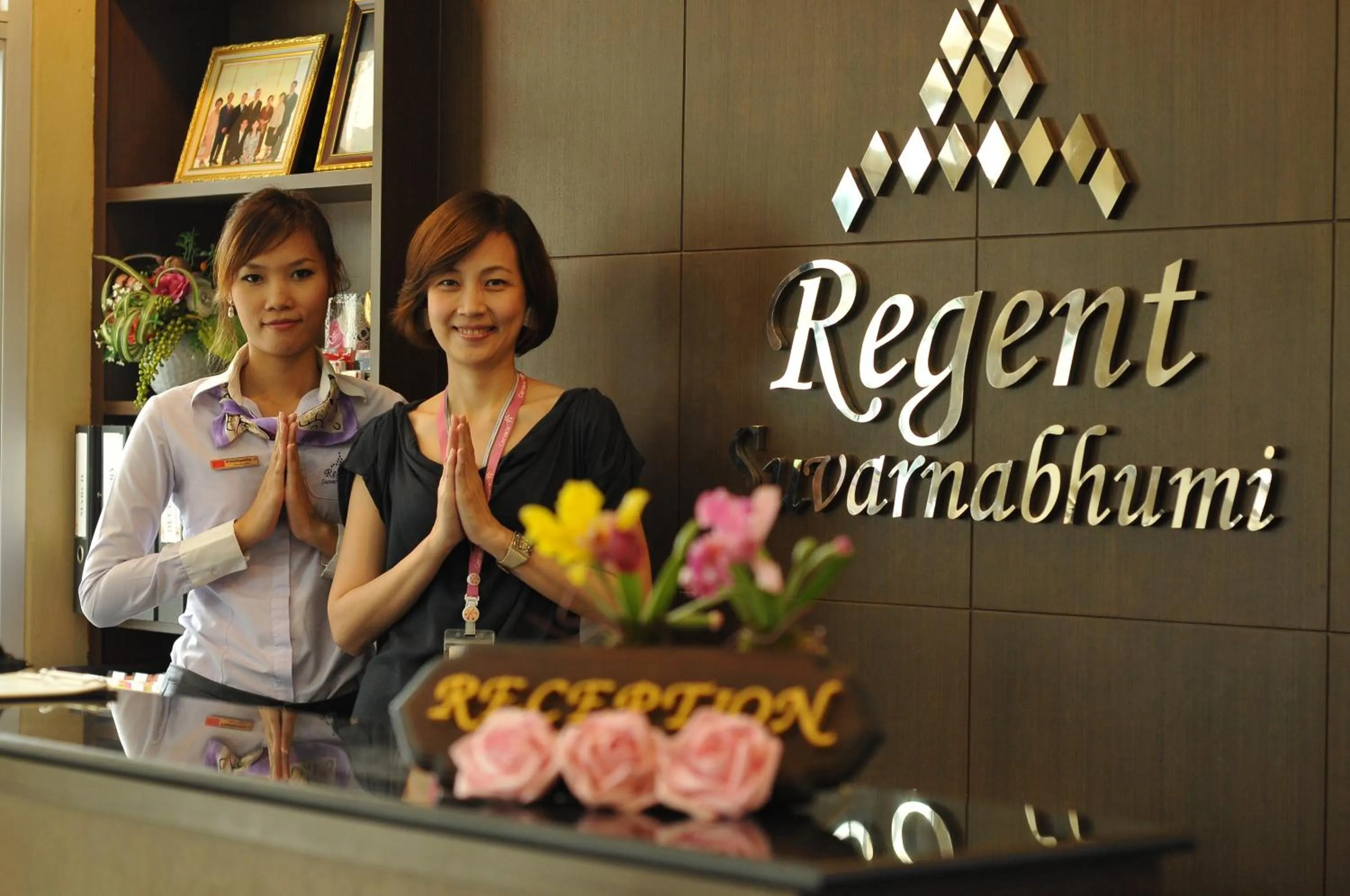 Staff in Regent Suvarnabhumi Hotel