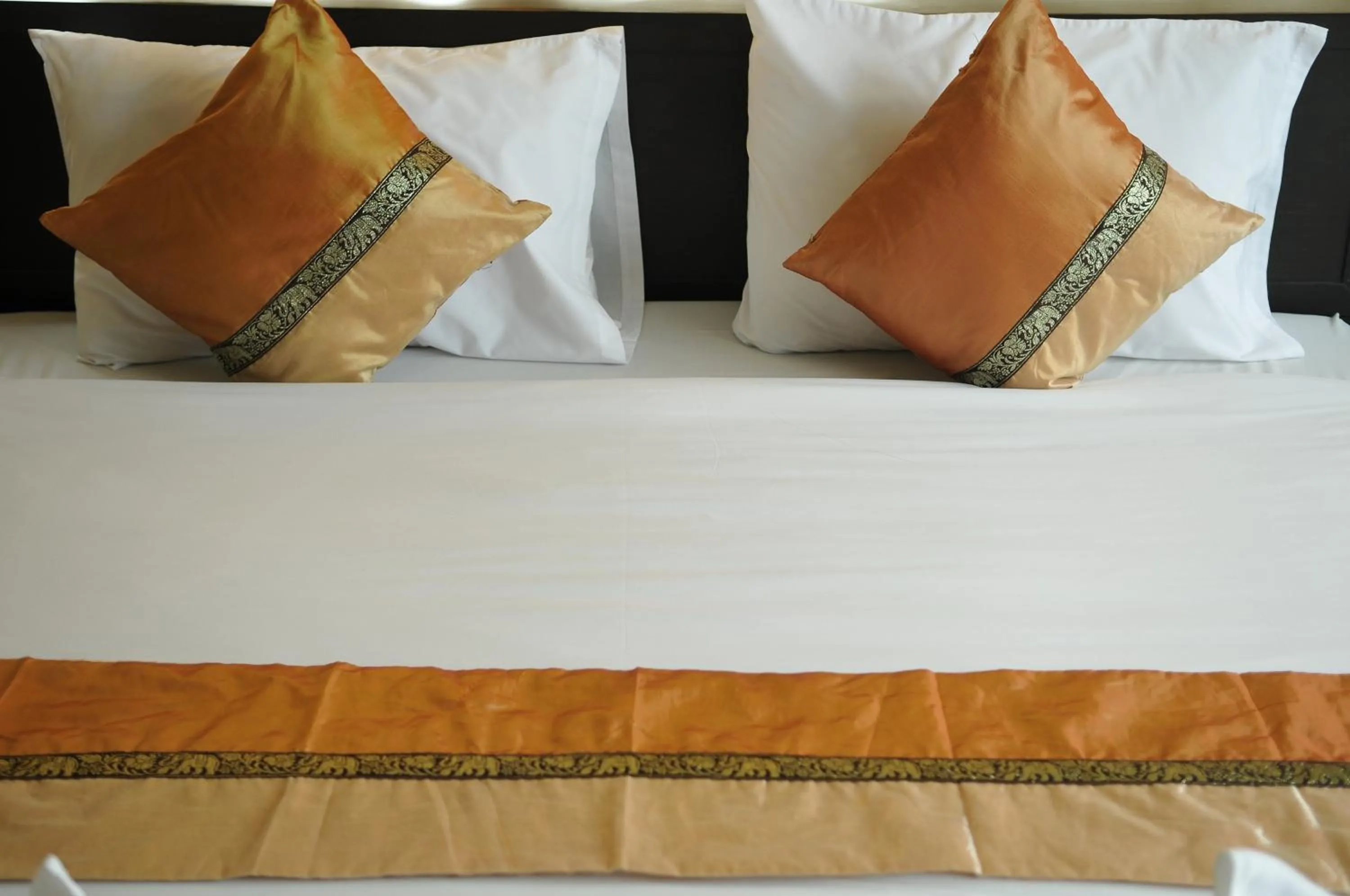 Bed in Regent Suvarnabhumi Hotel