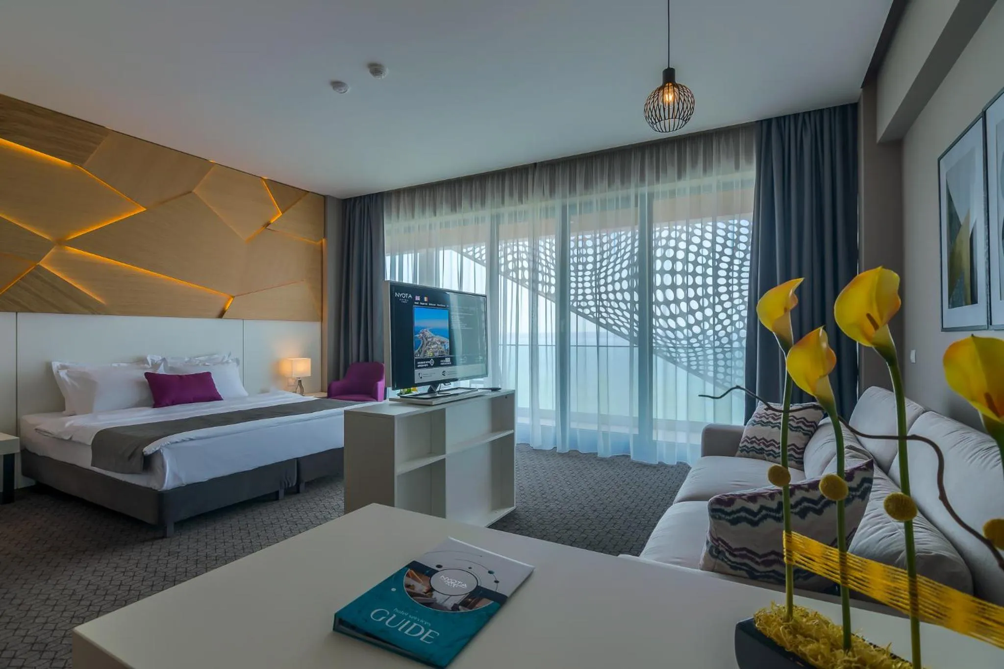 Bed in Nyota Hotel & Conference Center