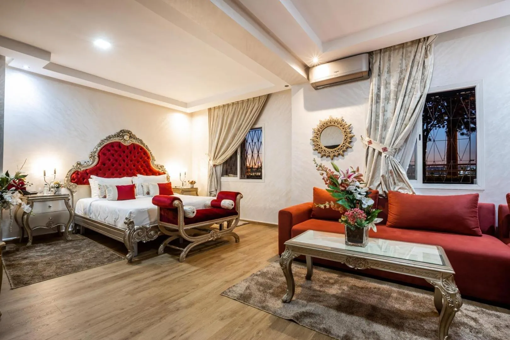 Bedroom in Hotel Hospitality-Inn City Center