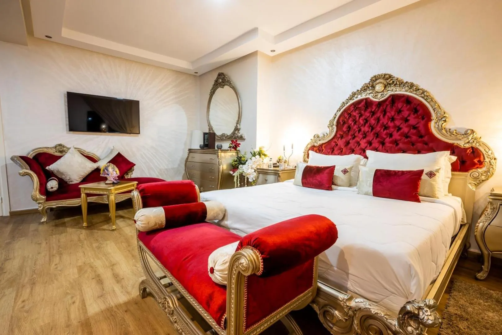 Bedroom in Hotel Hospitality-Inn City Center