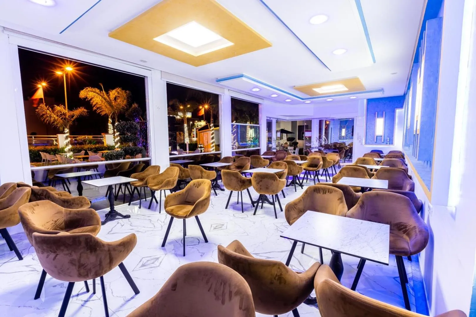 Patio in Hotel Hospitality-Inn City Center