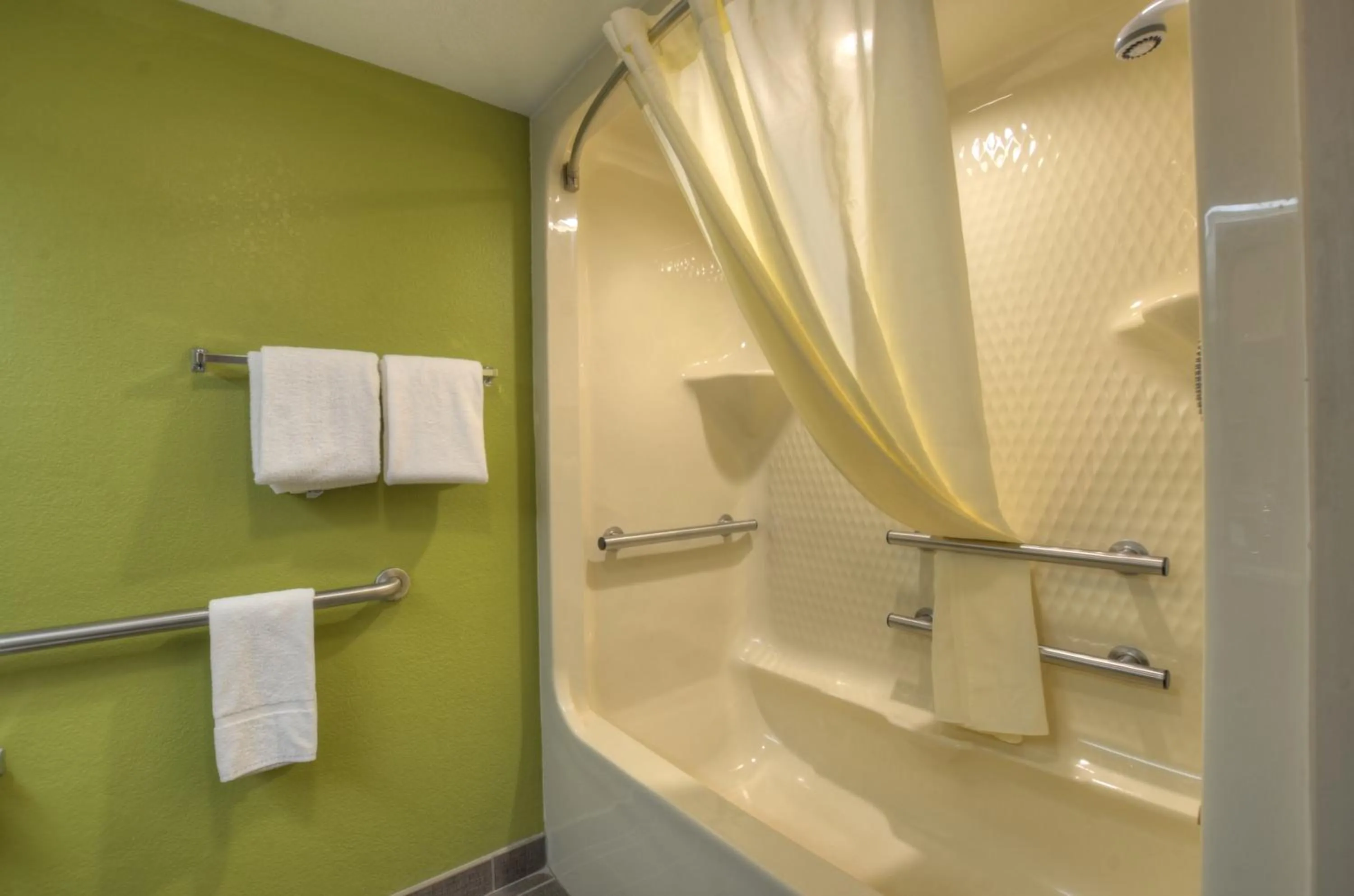 Bath in Sleep Inn Bryson City - Cherokee Area