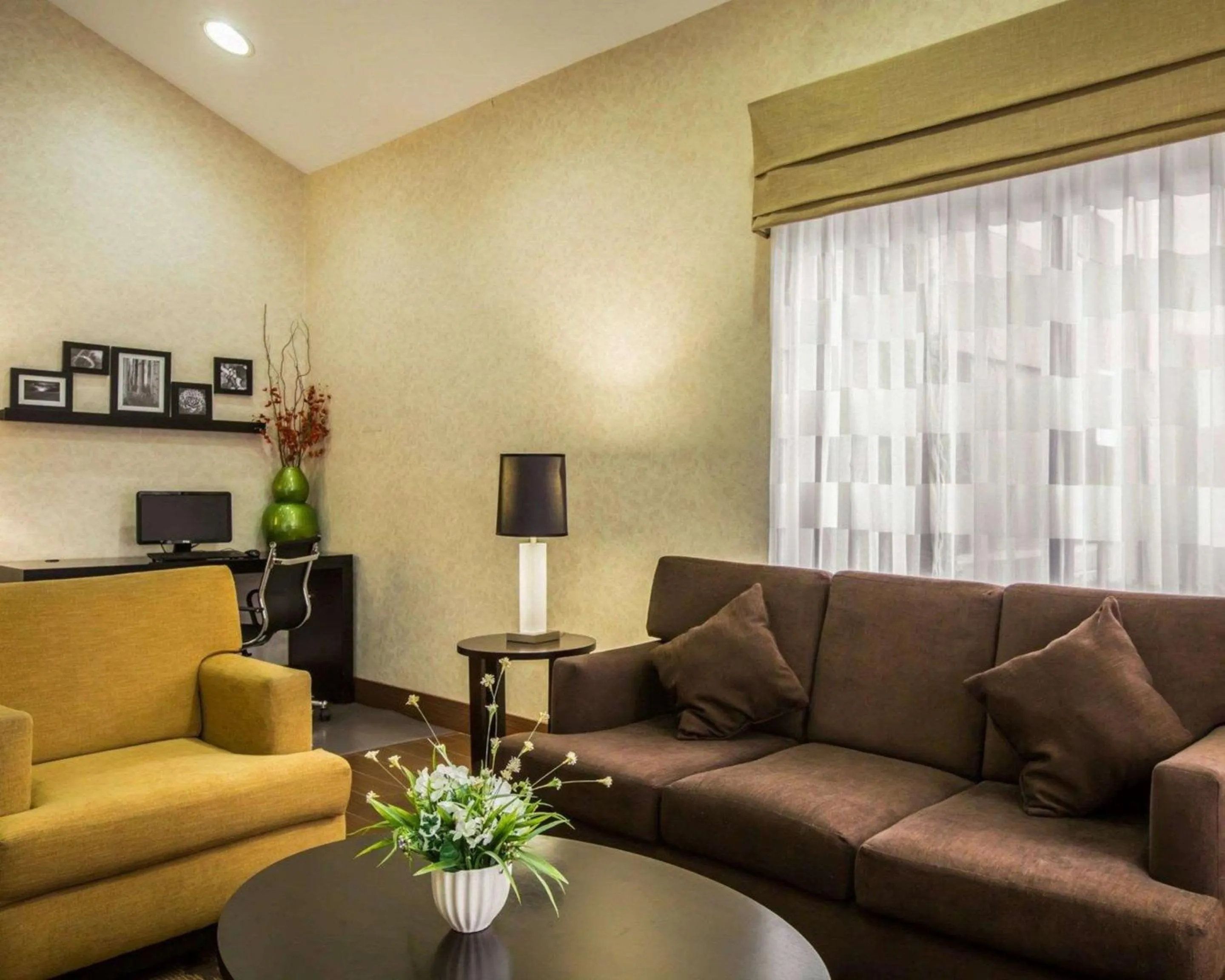 Lobby or reception in Sleep Inn Asheville - Biltmore West