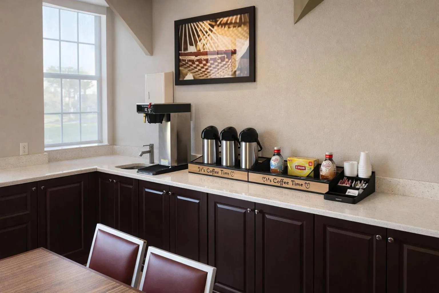 Coffee/tea facilities in Motel 6 Lake City, FL – Medical Center