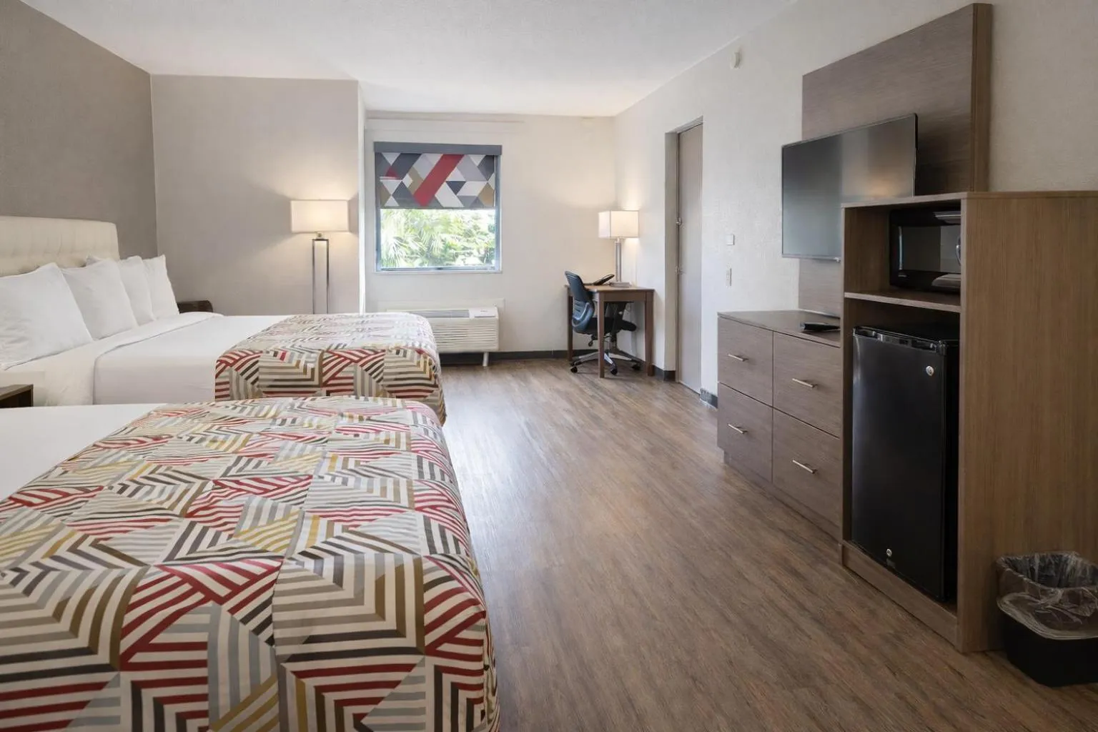 Bed in Motel 6 Lake City, FL – Medical Center