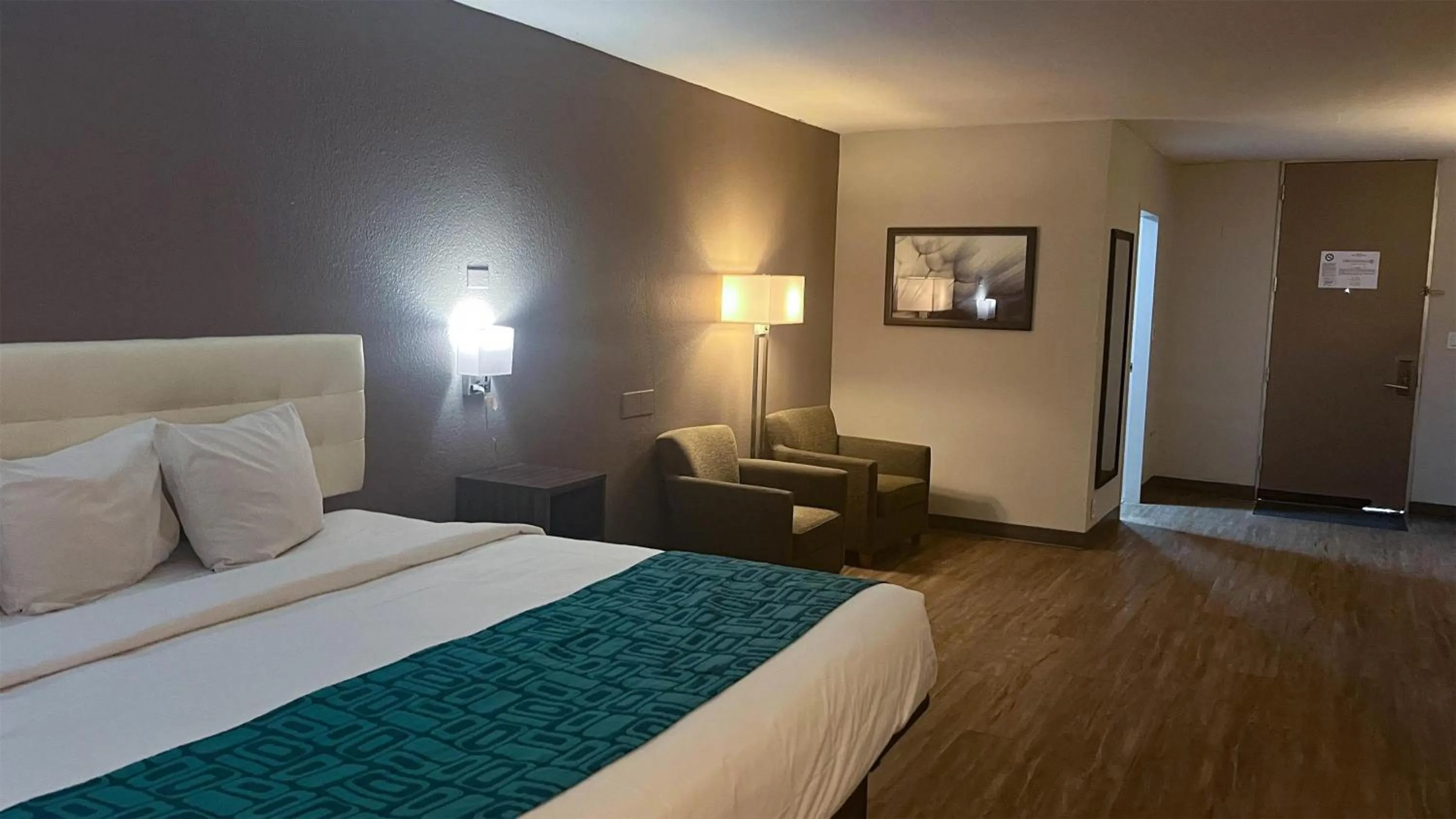 Bedroom, Bed in Motel 6 Lake City, FL – Medical Center