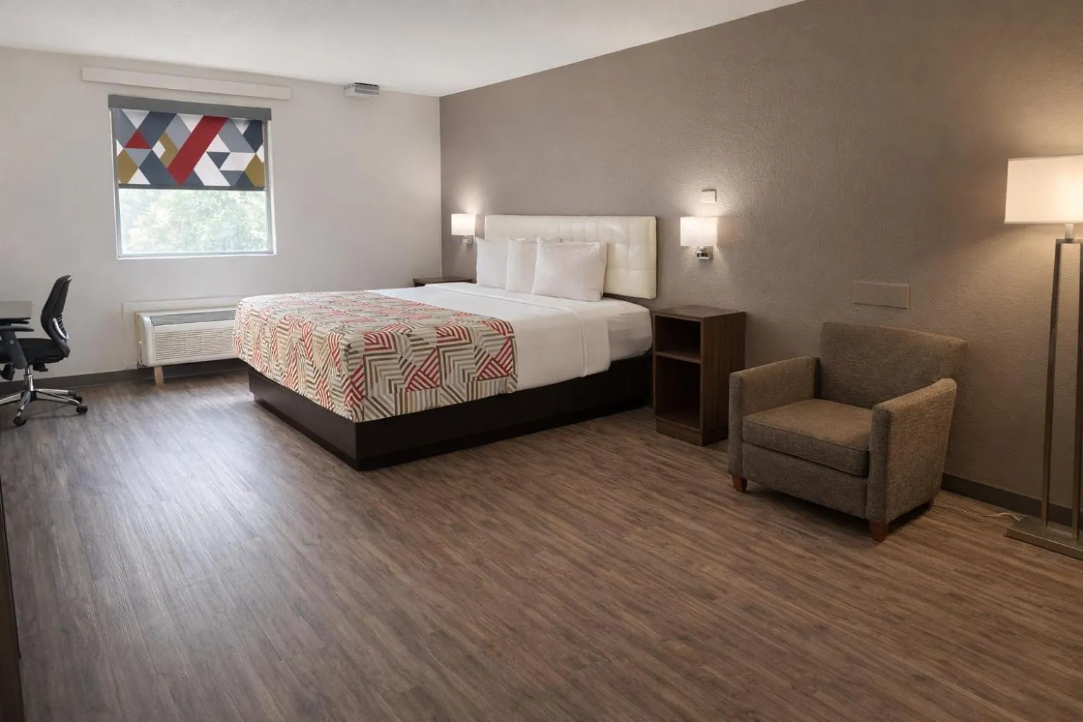 Bedroom, Bed in Motel 6 Lake City, FL – Medical Center