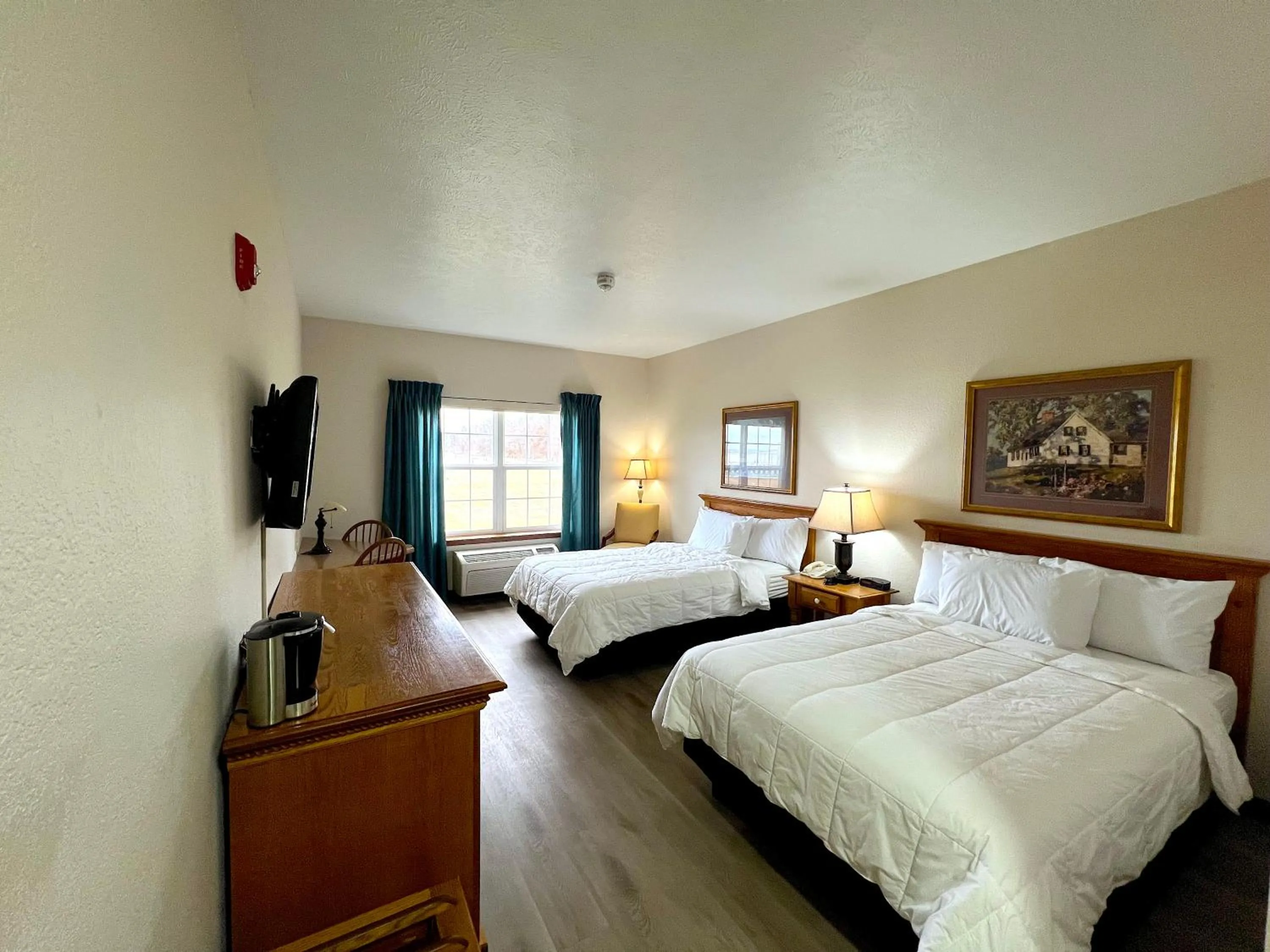 Bed in Van Buren Hotel