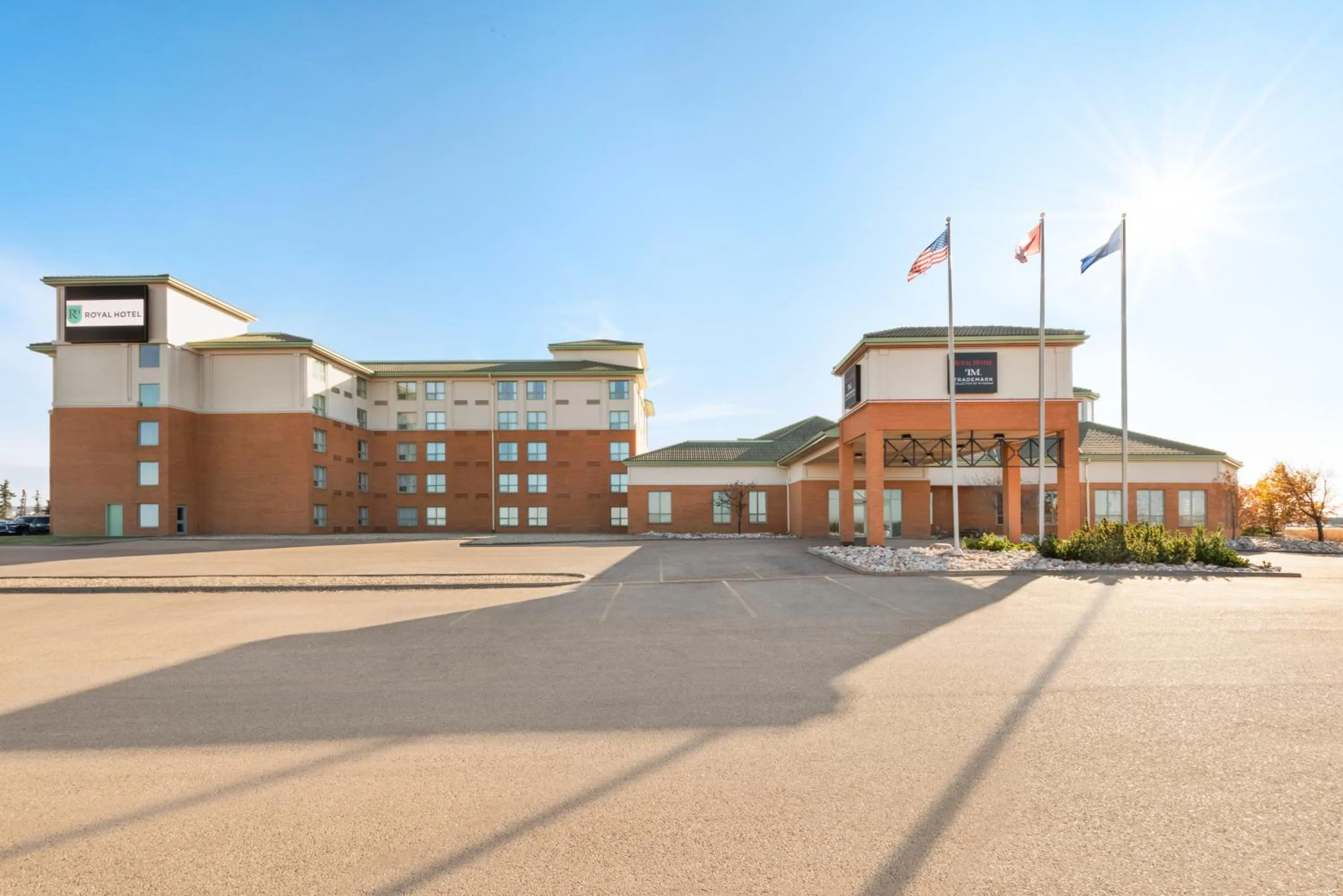 Property building in Royal Hotel Edmonton Airport Trademark Collection By Wyndham