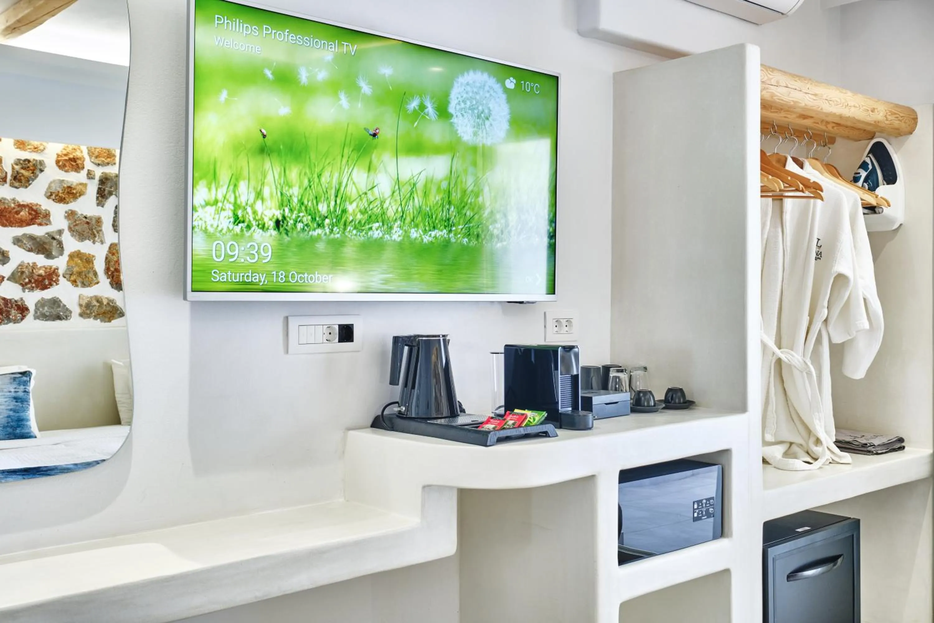 Coffee/tea facilities in Liana Beach Hotel & Spa