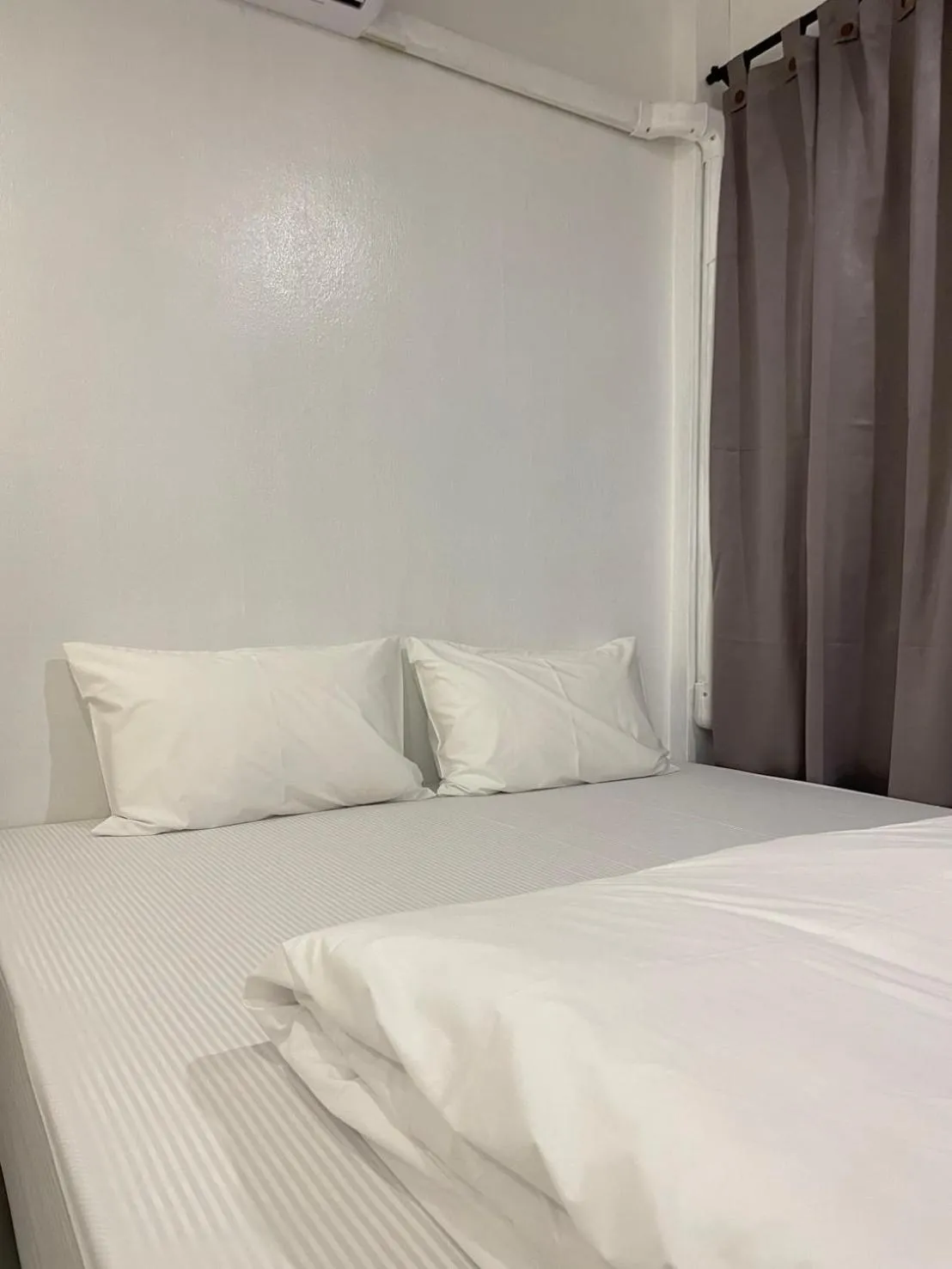 Photo of the whole room, Bed in Ekanek Hostel