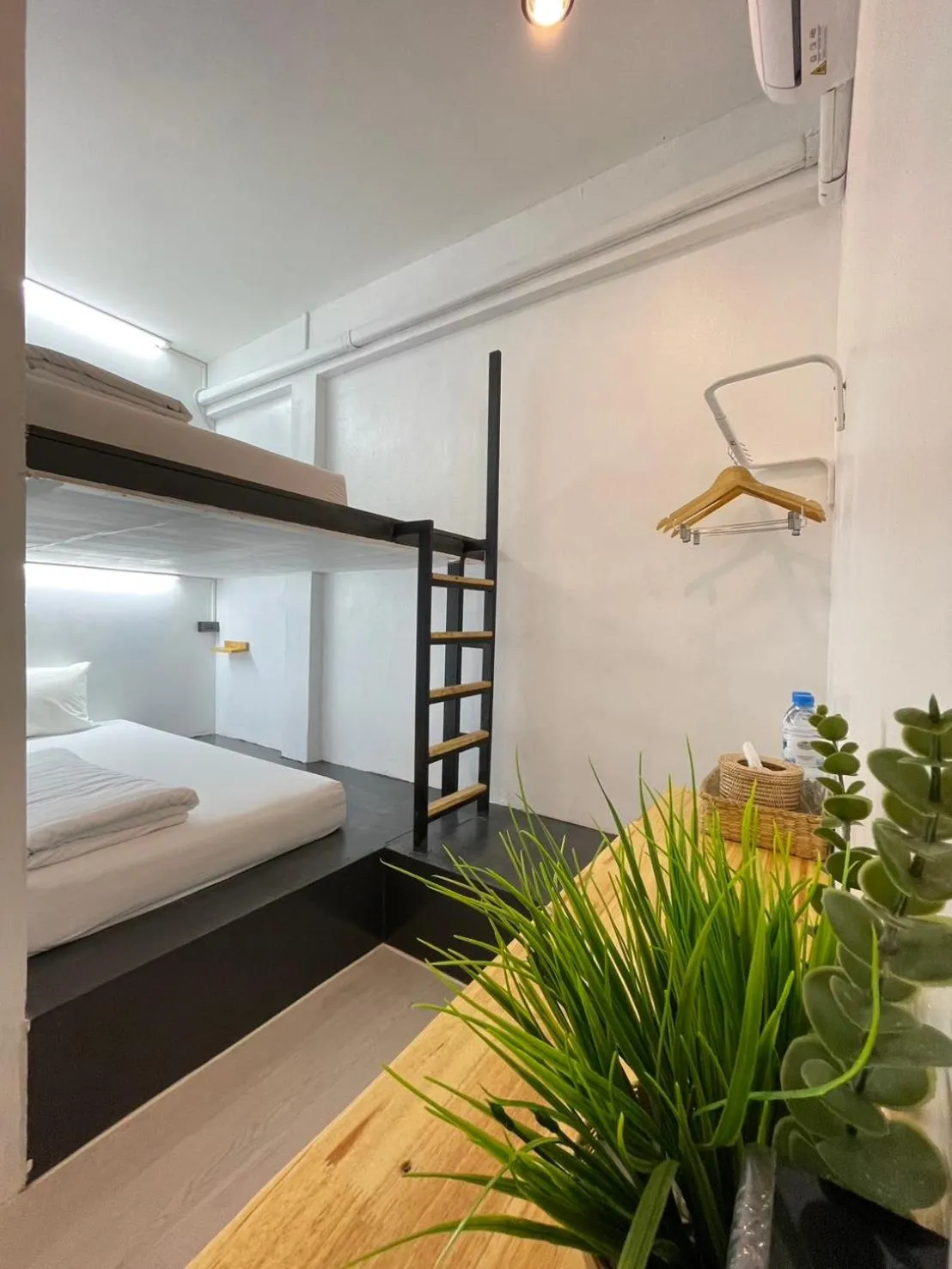 Photo of the whole room, Bed in Ekanek Hostel