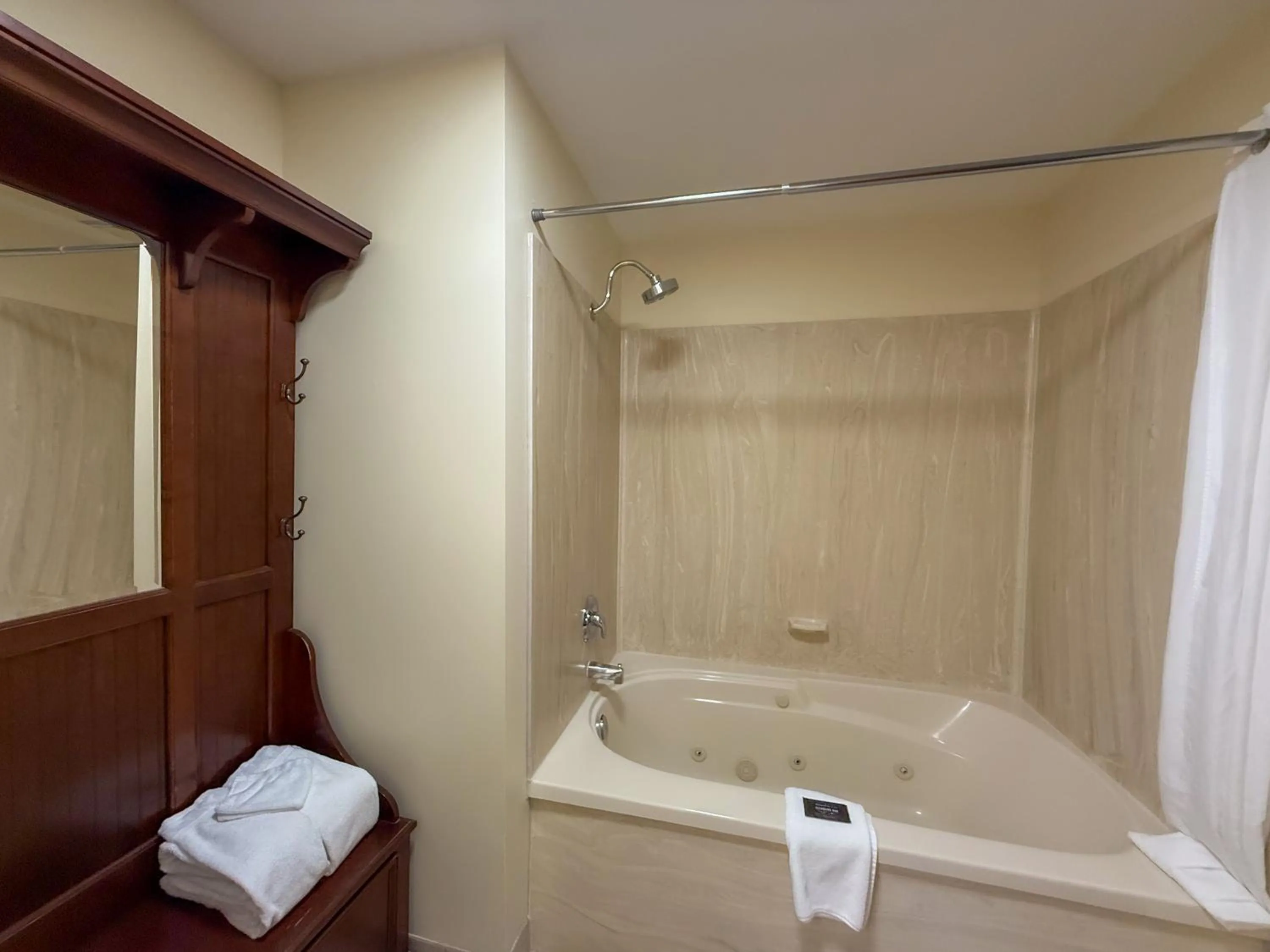 Bathroom in Canmore Inn & Suites