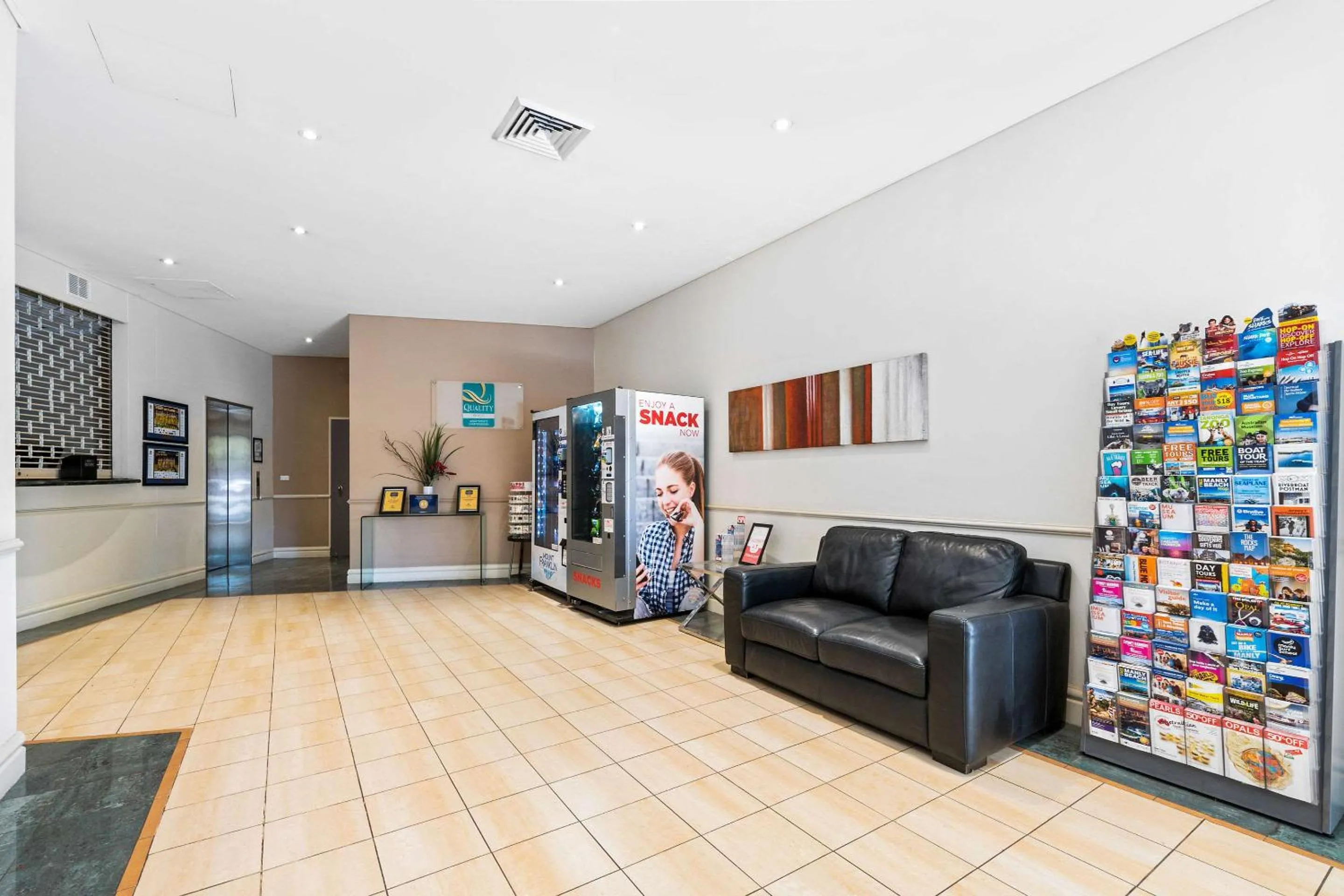 Lobby or reception in Quality Apartments Camperdown
