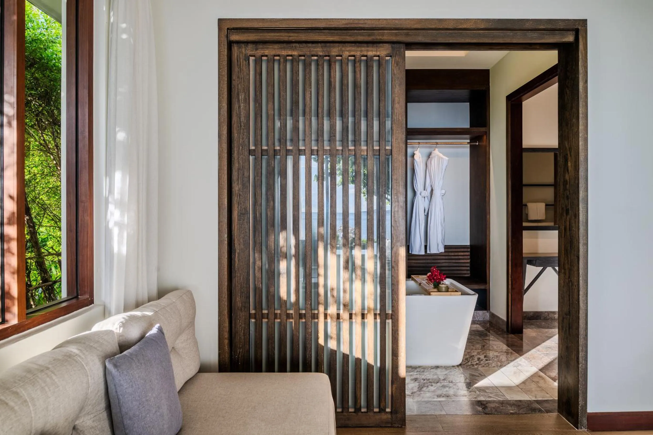 Living room in NH Collection Samui Peace Resort