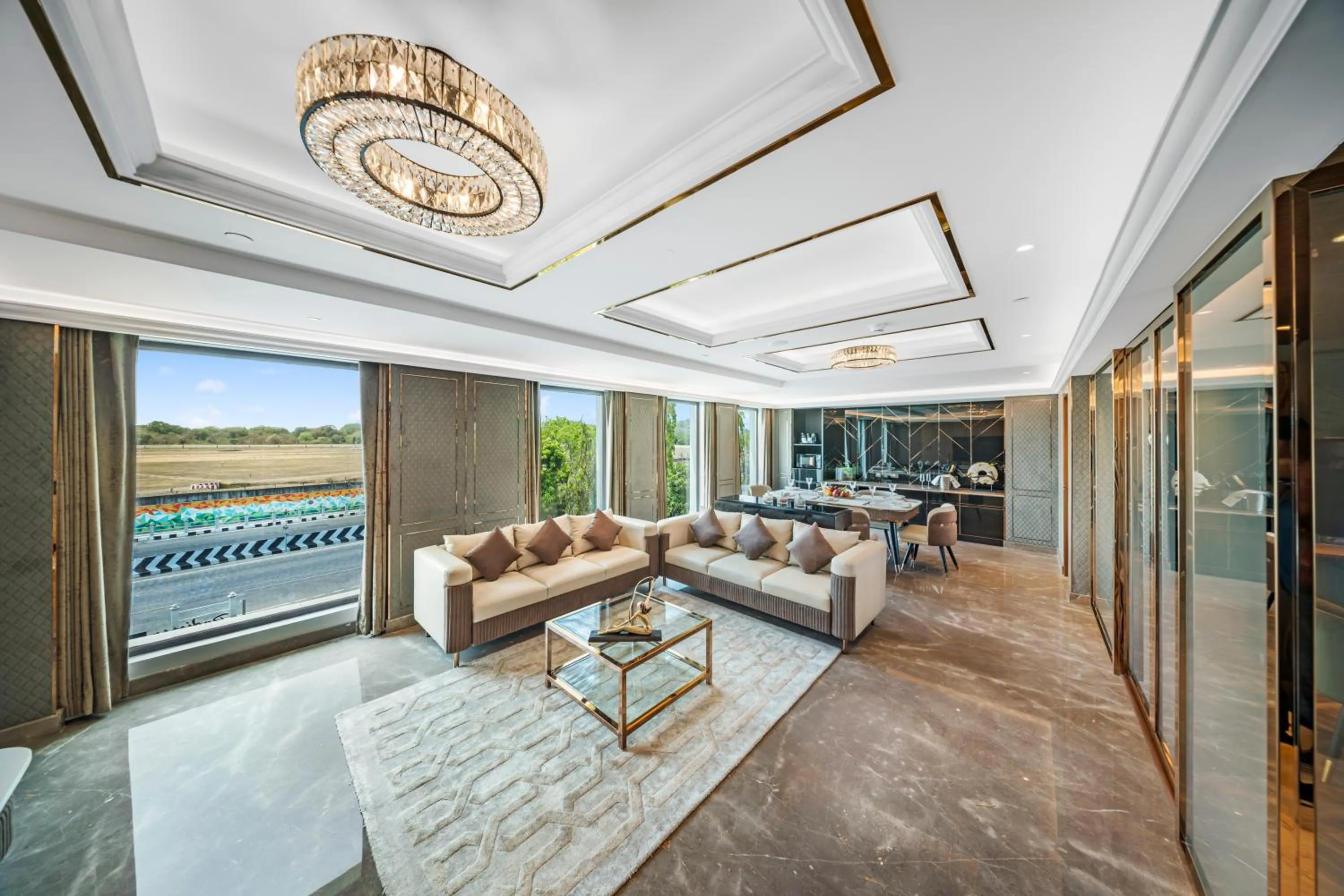 Living room in Radisson Blu Hotel & Suites GRT Chennai