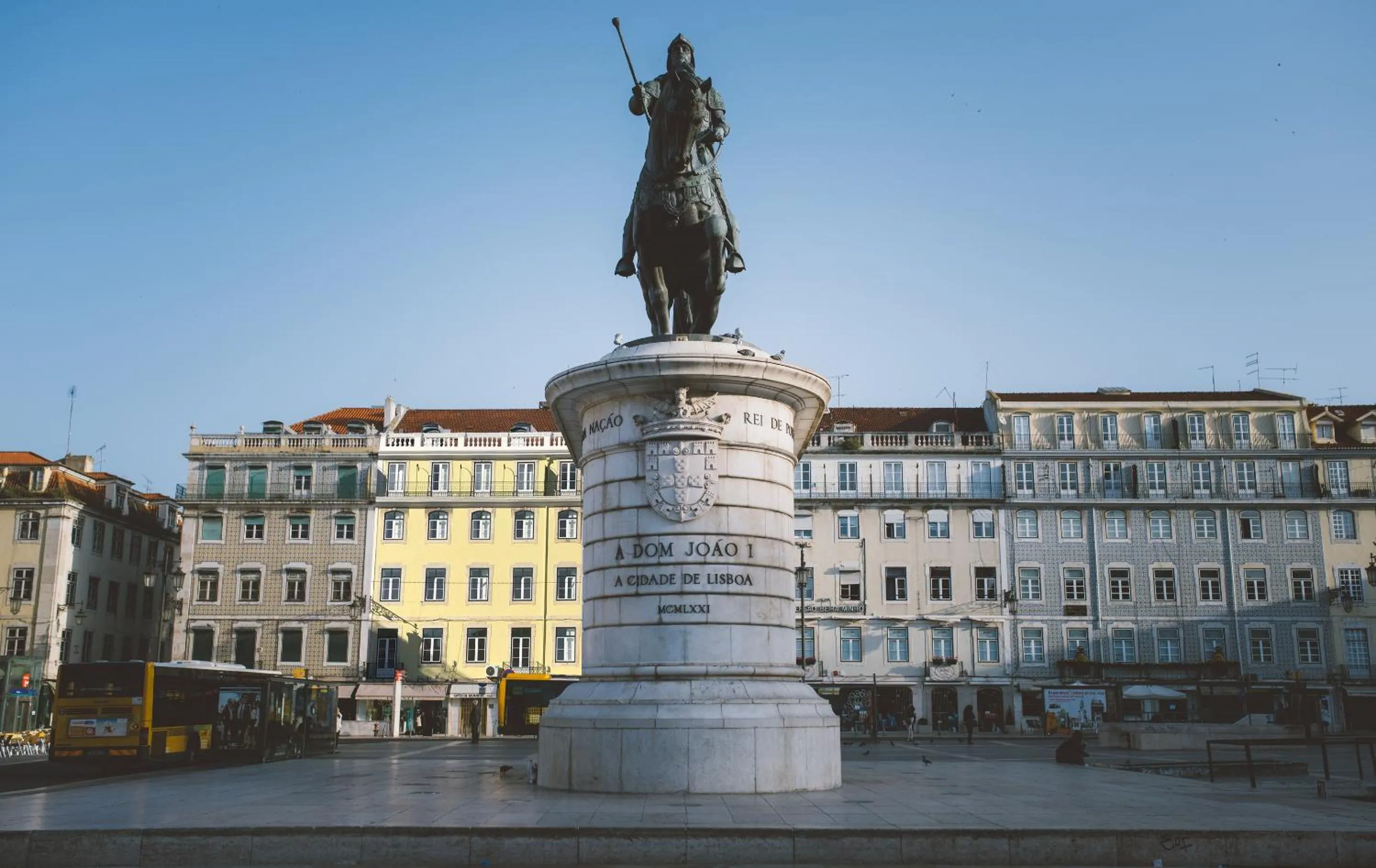 Property building in The Visionaire Apartments