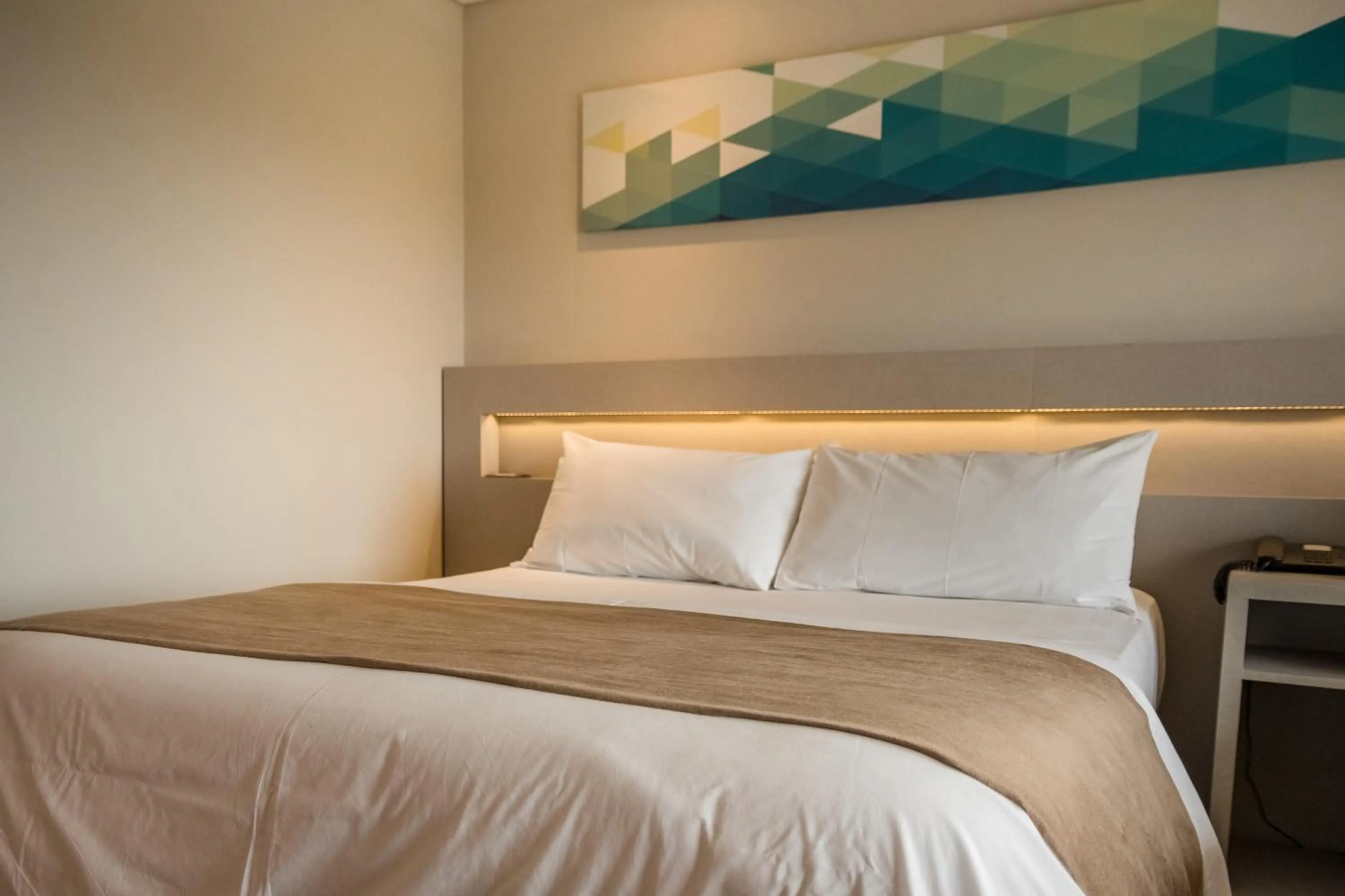 Bed in Eleton Resort & Spa