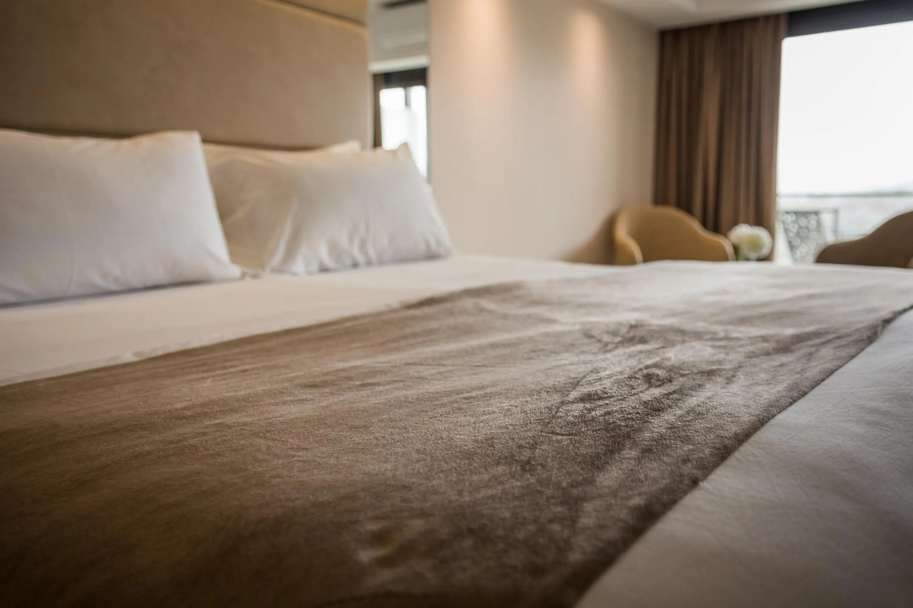 Bed in Eleton Resort & Spa