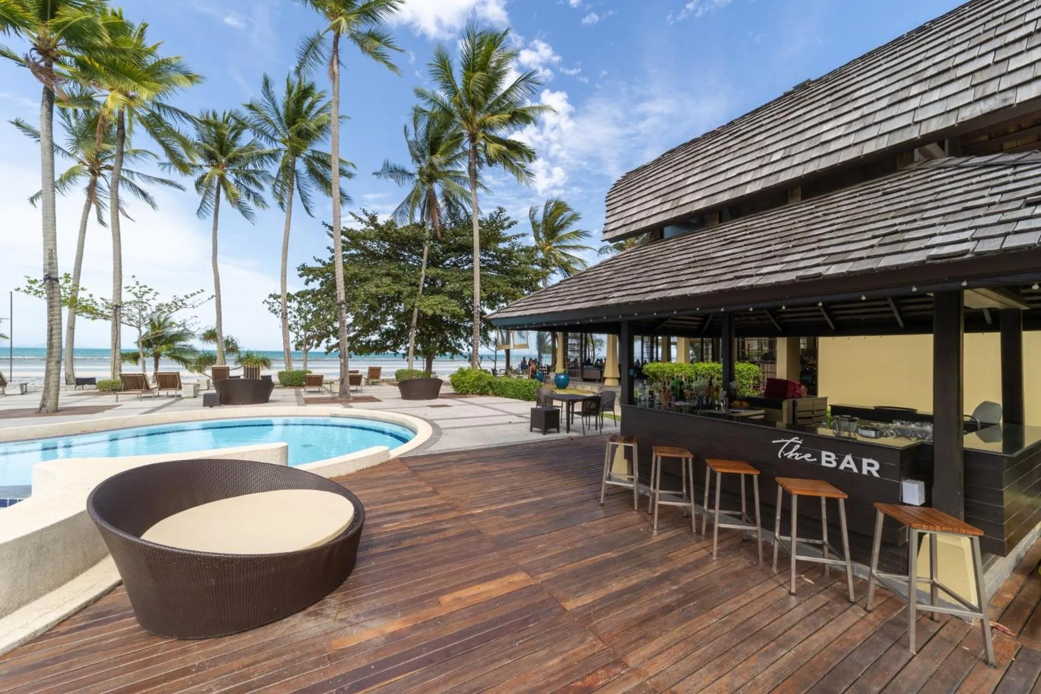 Lounge or bar in TUI BLUE The Passage Samui Pool Villas with Private Beach Resort