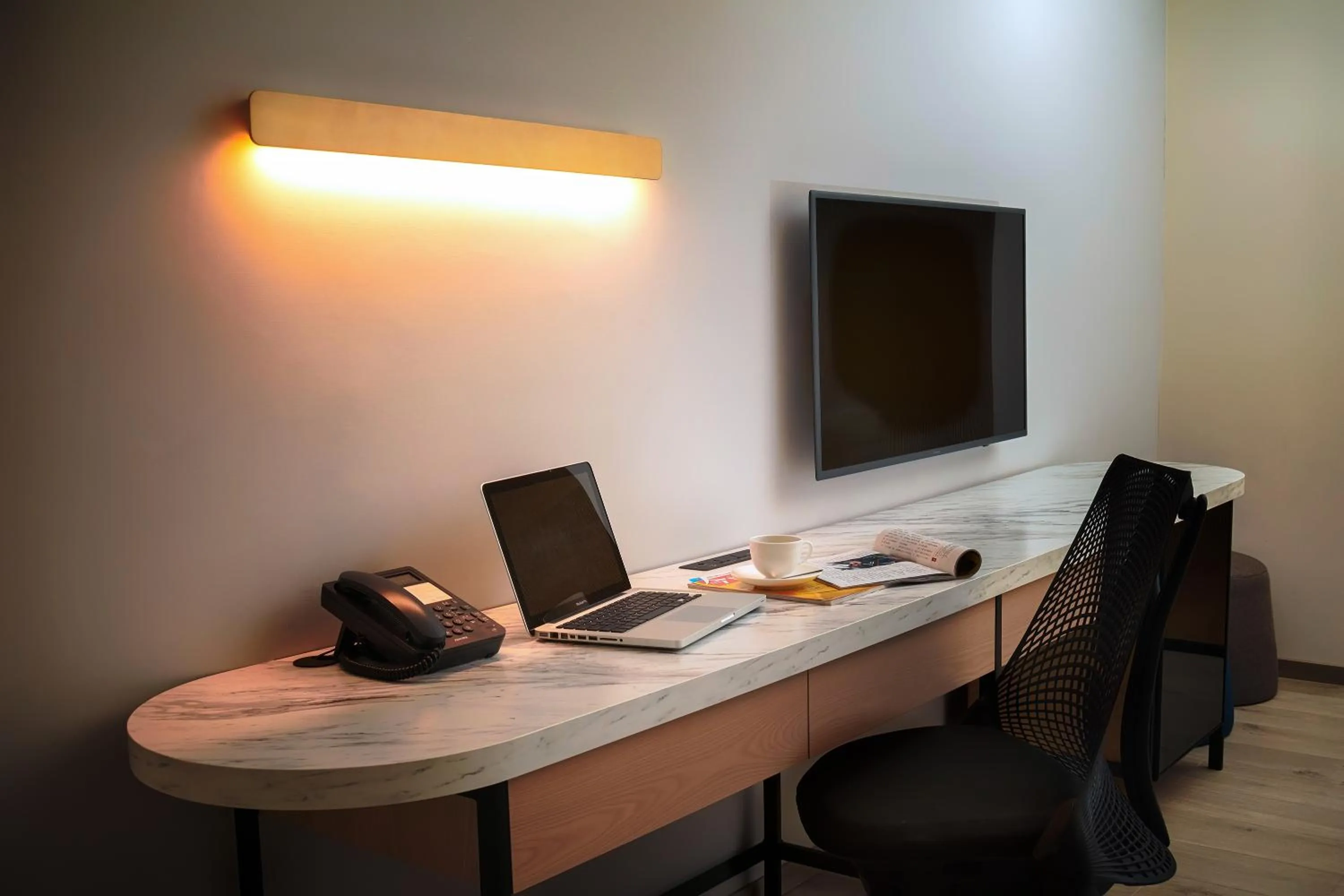 TV and multimedia in Howard Plaza Hotel Hsinchu