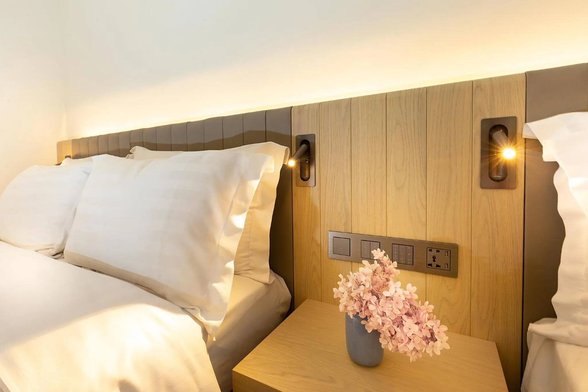 Decorative detail, Bed in Howard Plaza Hotel Hsinchu