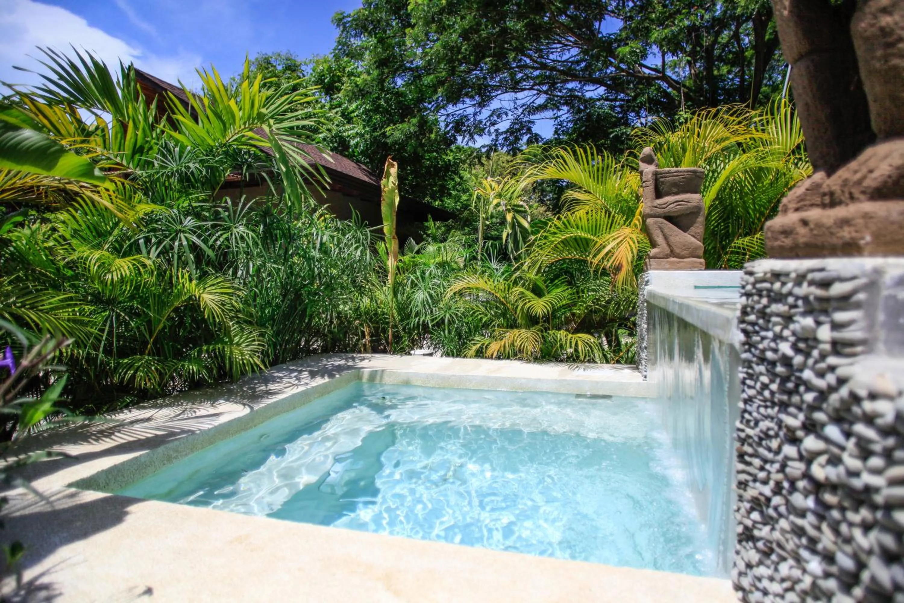 Swimming pool in Lua Villas
