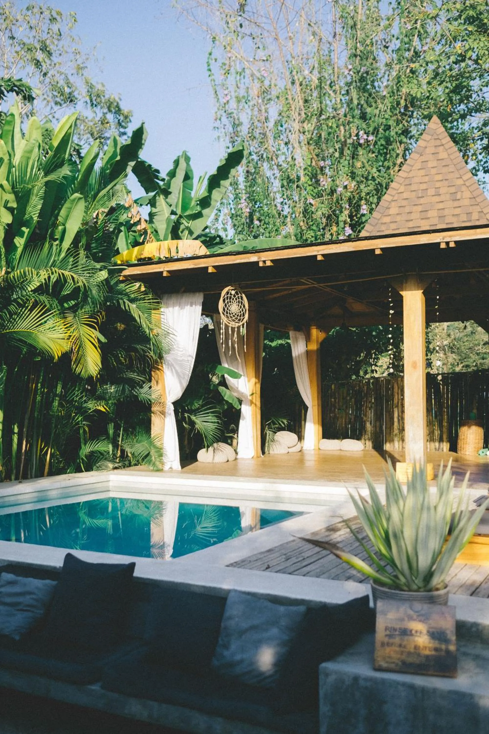 Swimming pool in Lua Villas