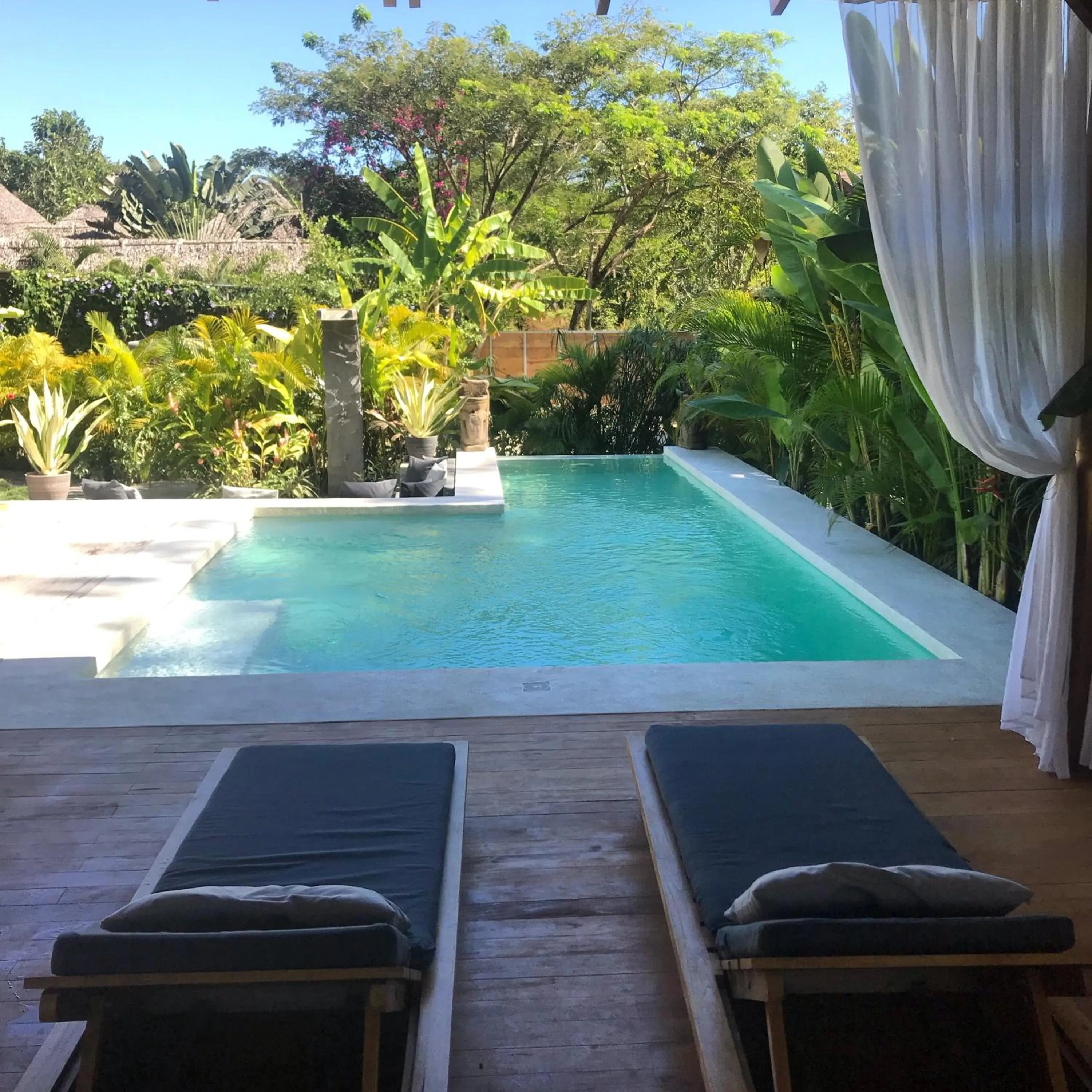 Swimming pool in Lua Villas