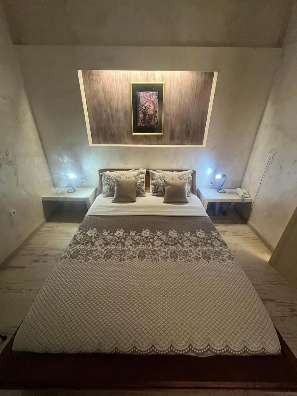 Bed in Apartments & rooms - TIANIS - Self check-in