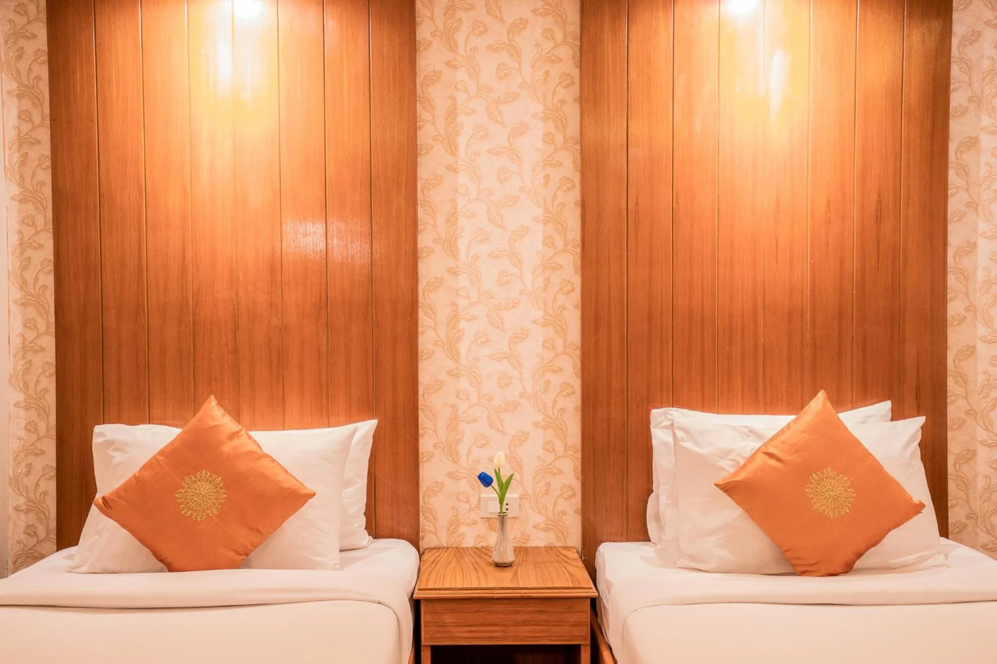 Bed in Phi Phi Anita Resort